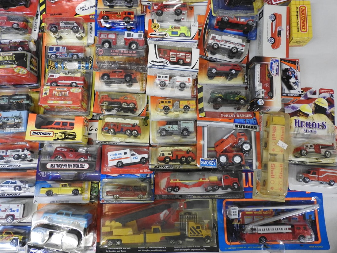 Large Packaged Matchbox, Hot Wheels and Die-Cast Collection - 5