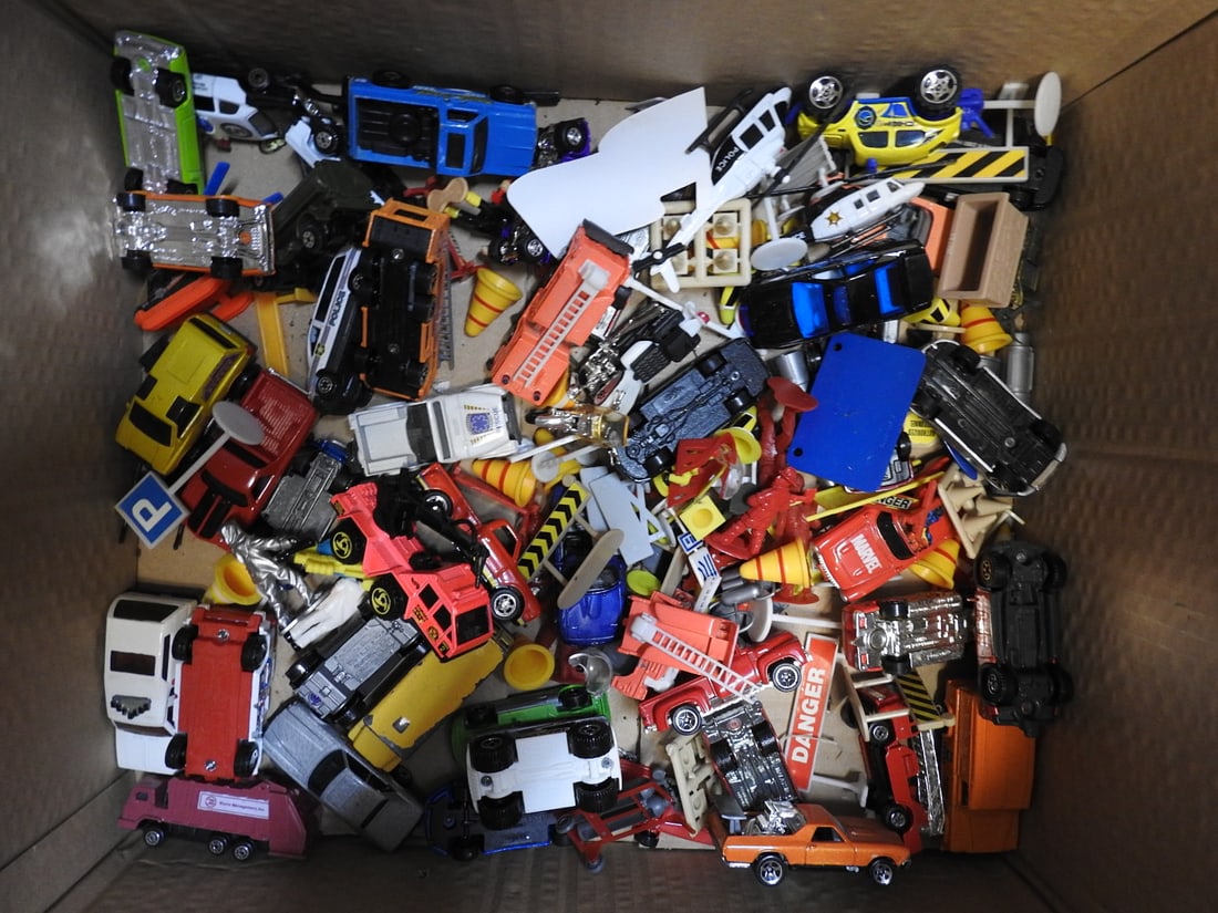 Large Mixed Toy Car, Truck and Construction Lot (1 of 5)