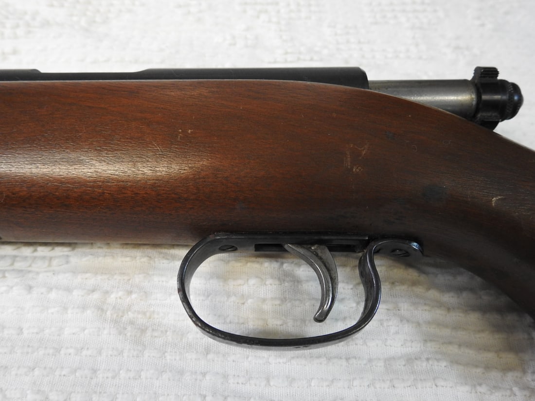 Remington Model 514 .22 S/L/LR Single-Shot Bolt-Action Rifle - 5