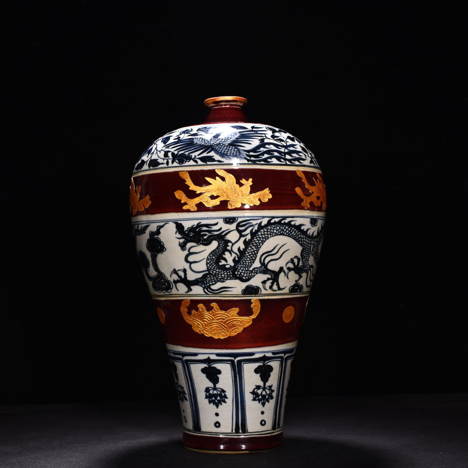 An Exquisite Chinese A blueAnd white gilt plum vase with dragonAnd phoenix patterns (1 of 9)