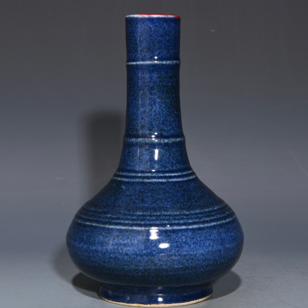 An Exquisite Chinese snowflake blue with red string pattern vase - 3