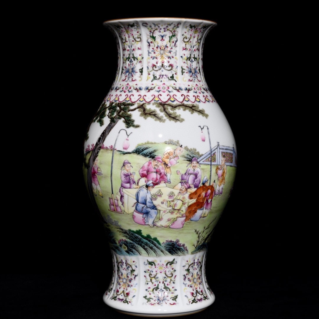An exquisite chinese famille rose peach and plum night banquet vase: Size: Height 34.5 cm - Width 20 cm |Materials: Porcelain |Style Dynasty: Qing dynasty |Attributed: Qianlong Mark |Object: Chinese Antique