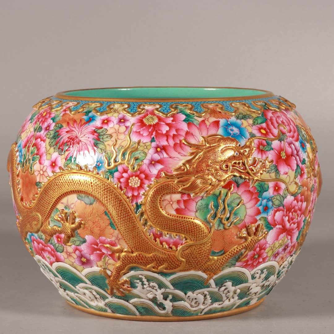 An Exquisite Chinese enamel carving gold-painted with thousands of flowers and double dragons washer: Size: Height 11 cm - Width 16 cm |Materials: Porcelain |Style Dynasty: Qing dynasty |Attributed: qianlong Mark |Object: Chinese Antique