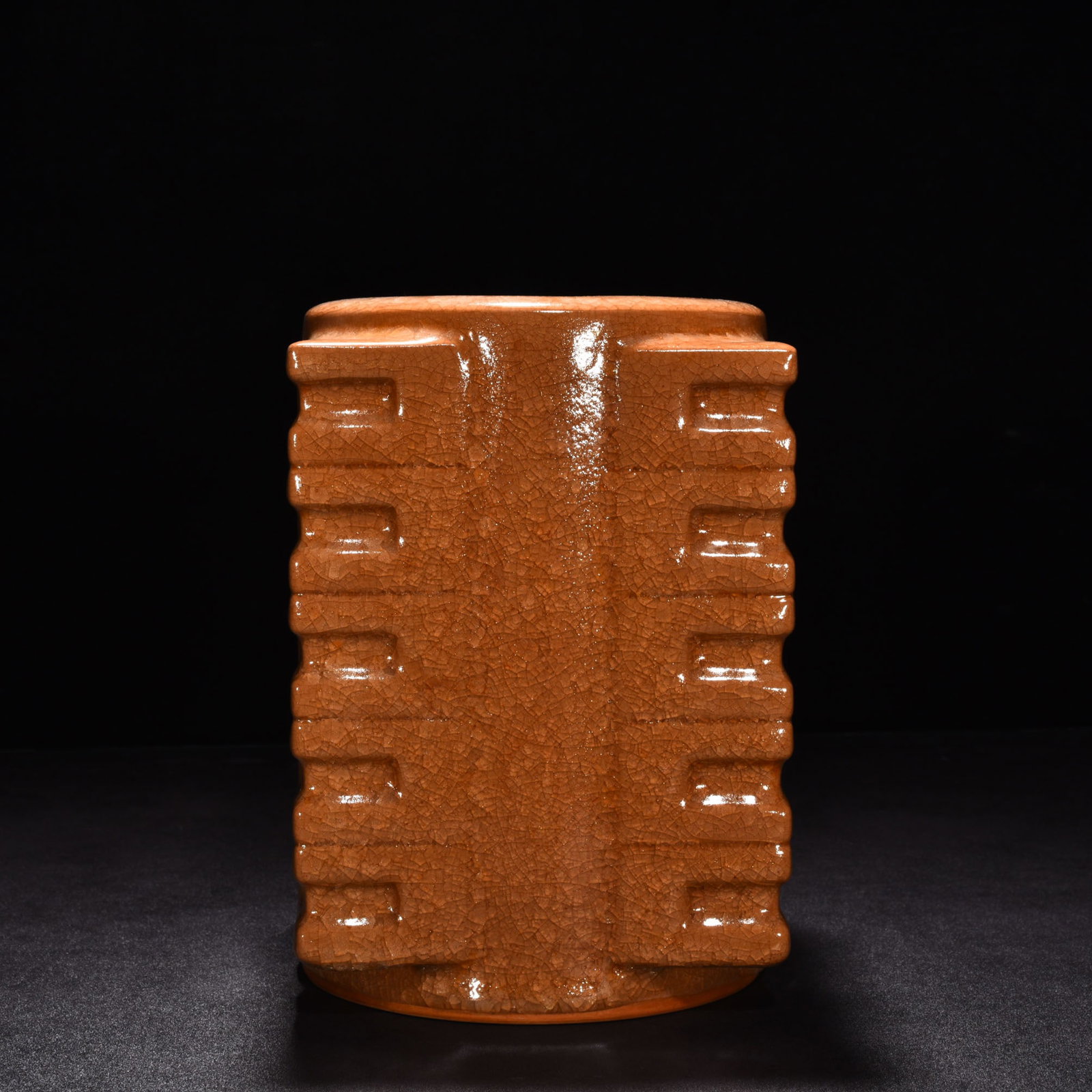 An Exquisite Chinese kiln beige glaze ice cracked Cong style bottle: Size: Height 22 cm - Diameter 15 cm |Materials: Porcelain |Style Dynasty: song dynasty |Attributed: 10th-C Period |Object:bottle