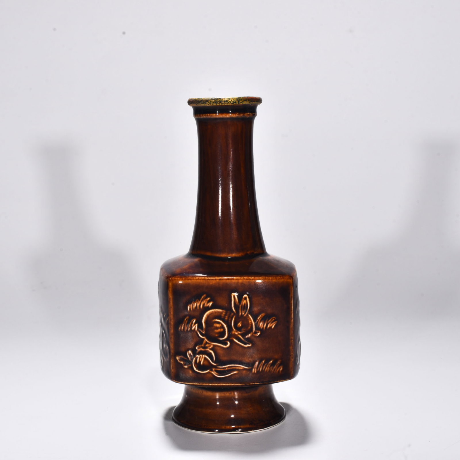 An Exquisite Chinese official rabbit pattern square vase - 4