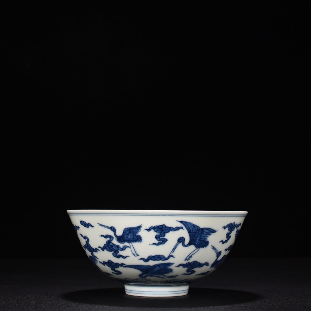 An Exquisite Chinese blueAnd white cloudAnd crane pattern bowl: Size: Height 6.8 cm - Diameter 15.5 cm |Materials: Porcelain |Style Dynasty: Ming Dynasty |Attributed: changhua |Object: bowl
