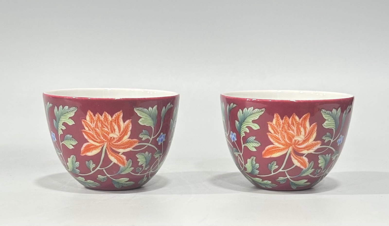An Exquisite Chinese carmine red flower-tangled cup