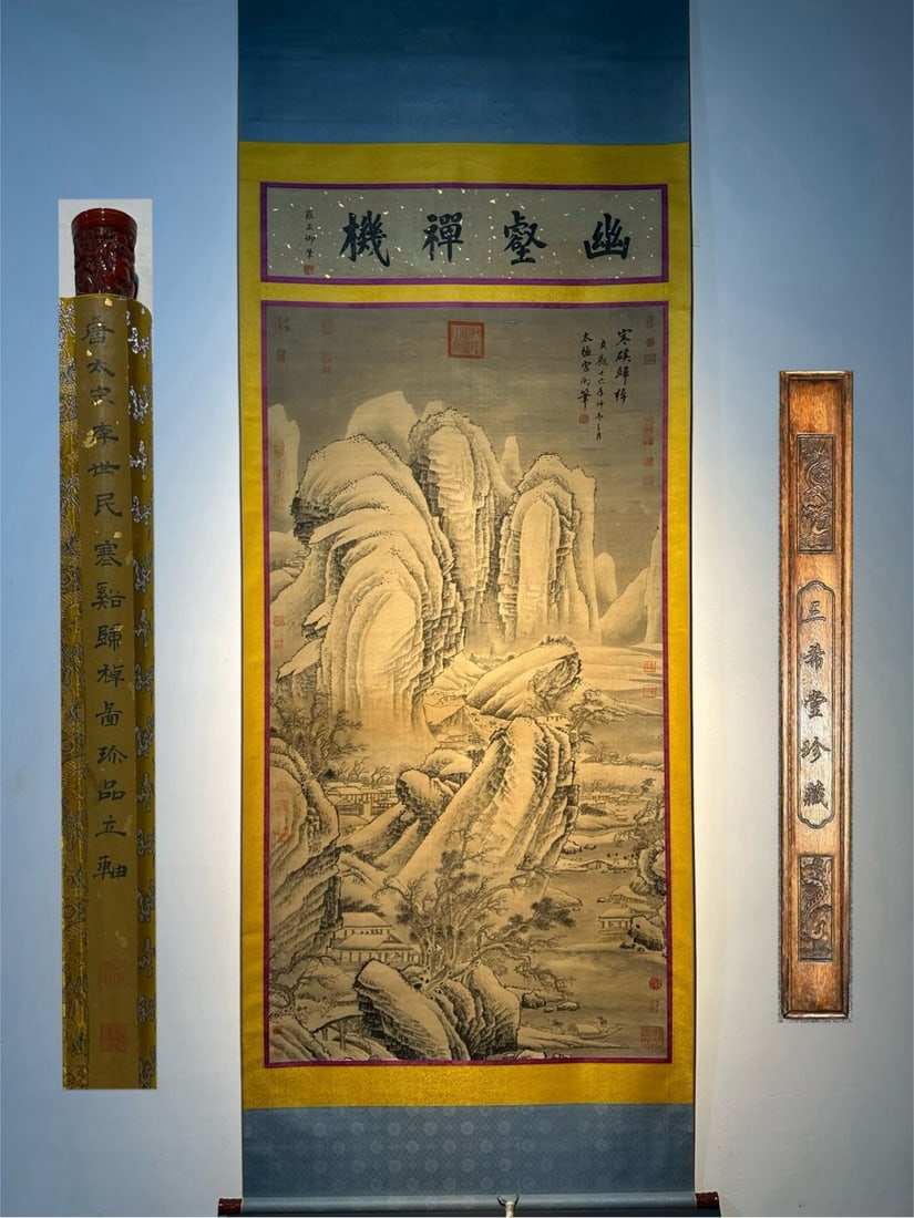 An Exquisite Chinese scroll hand painting