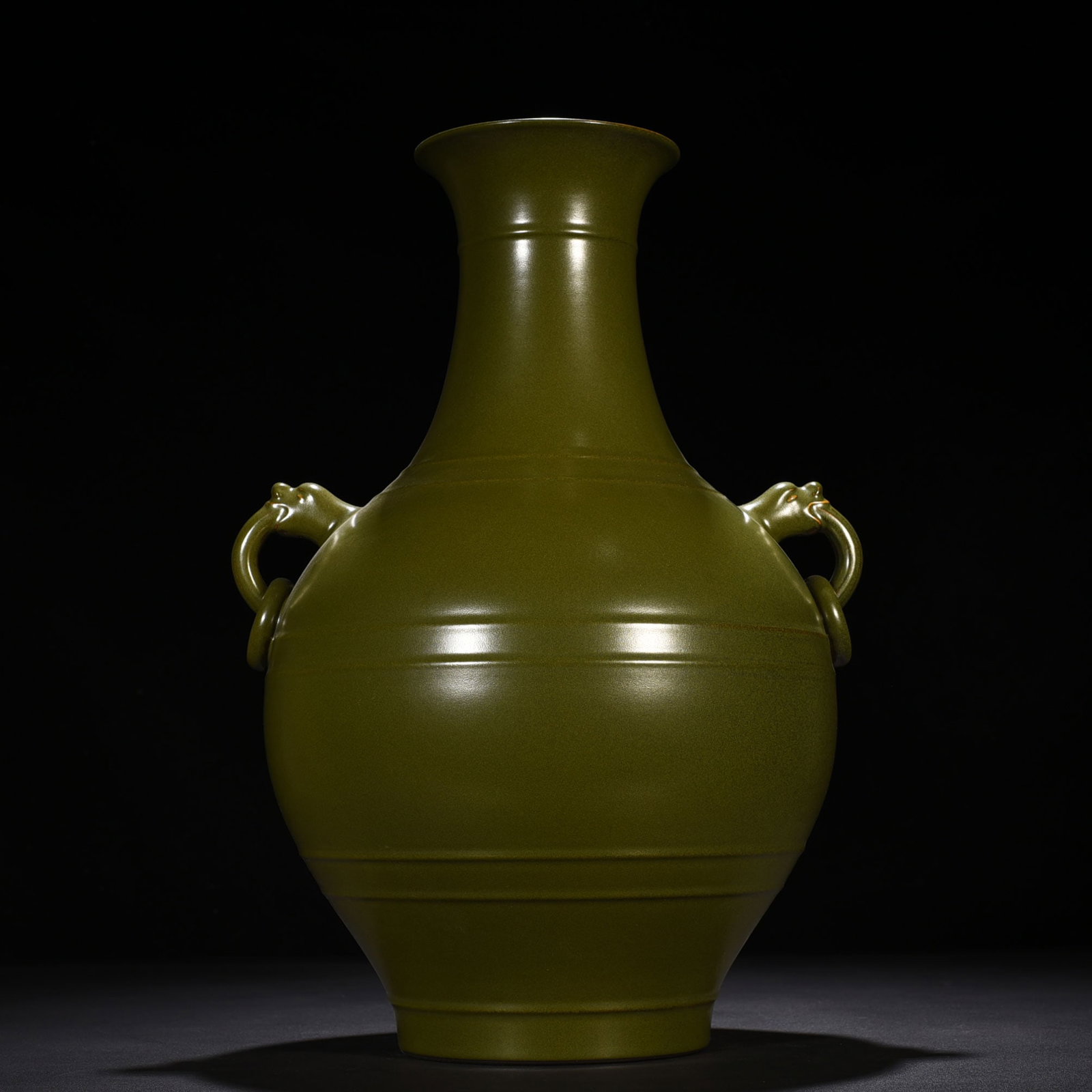 An Exquisite Chinese tea powder-glazed amphorae with dazzlings: Size: Height 47 cm - Width 30 cm |Materials: Porcelain |Style Dynasty: Qing dynasty |Inscription: Qianlong Mark |Object: amphora
