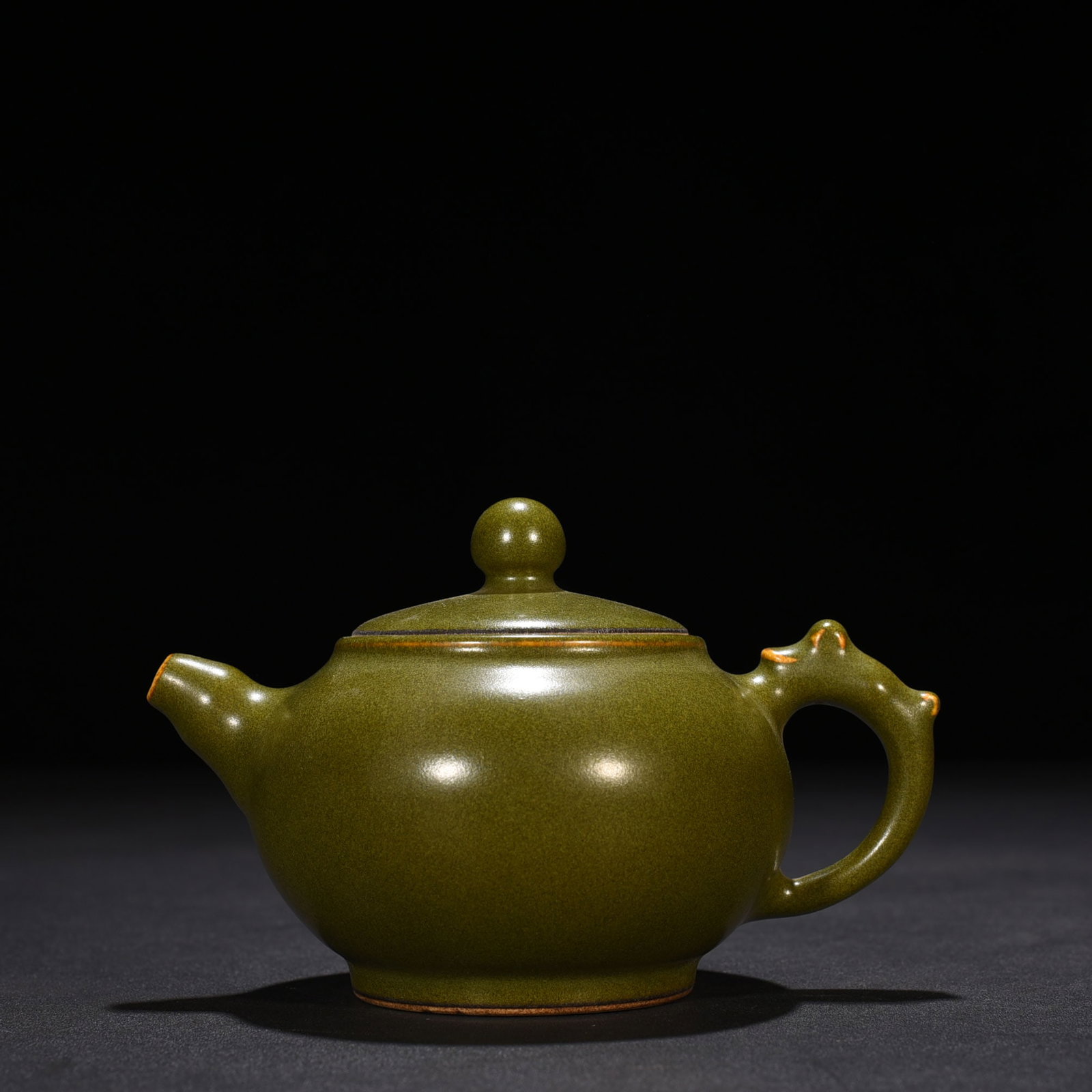 An Exquisite Chinese tea glazed teapot (1 of 7)