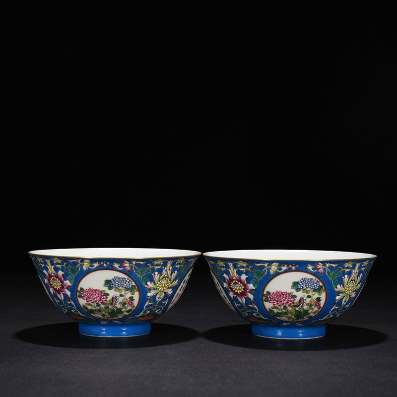 An Exquisite Chinese Blue Ground Pastel Flower Poetry Bowl: Size: Width 15 cm - Height 7 cm |Materials: Porcelain |Style Dynasty: Qing dynasty |Inscription: Qianlong Mark |Object: bowl