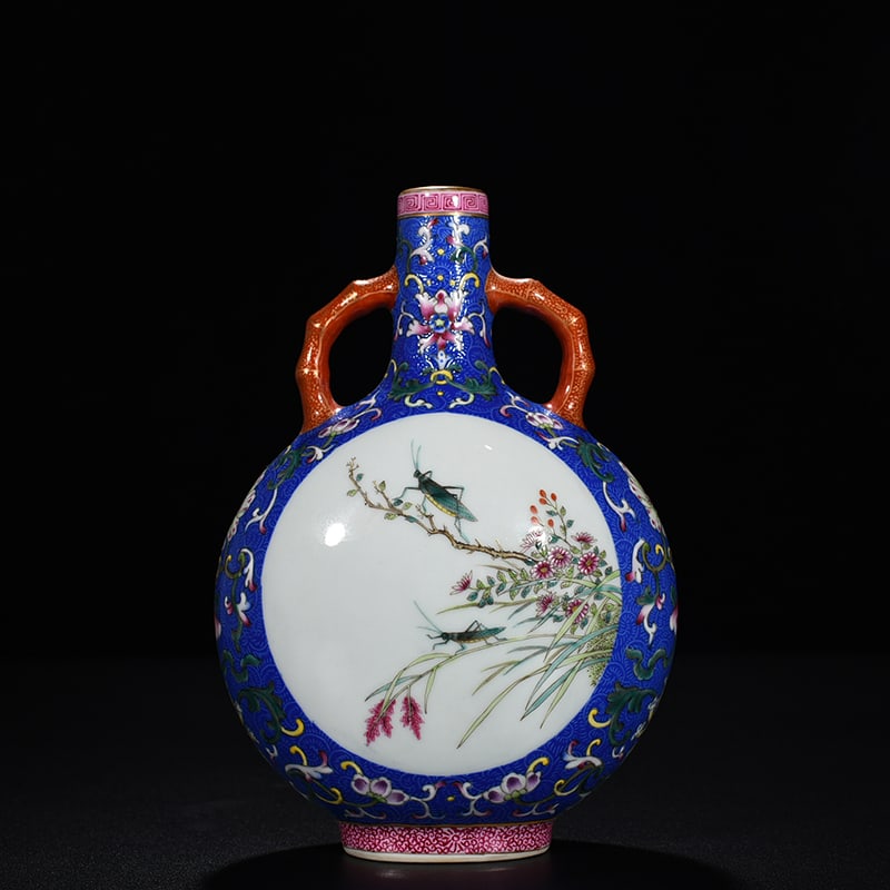An Exquisite Chinese blue ground rolling grass and insect flat: Size: Height 20 cm - Width 14 cm |Materials: Porcelain |Style Dynasty: Qing dynasty |Inscription: Qianlong Mark |Object: flat vase