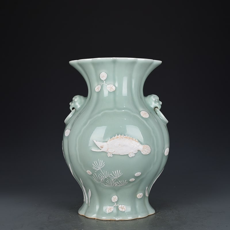 An Exquisite Chinese bean green glaze piled carving fish and algae crabapple vase (1 of 9)