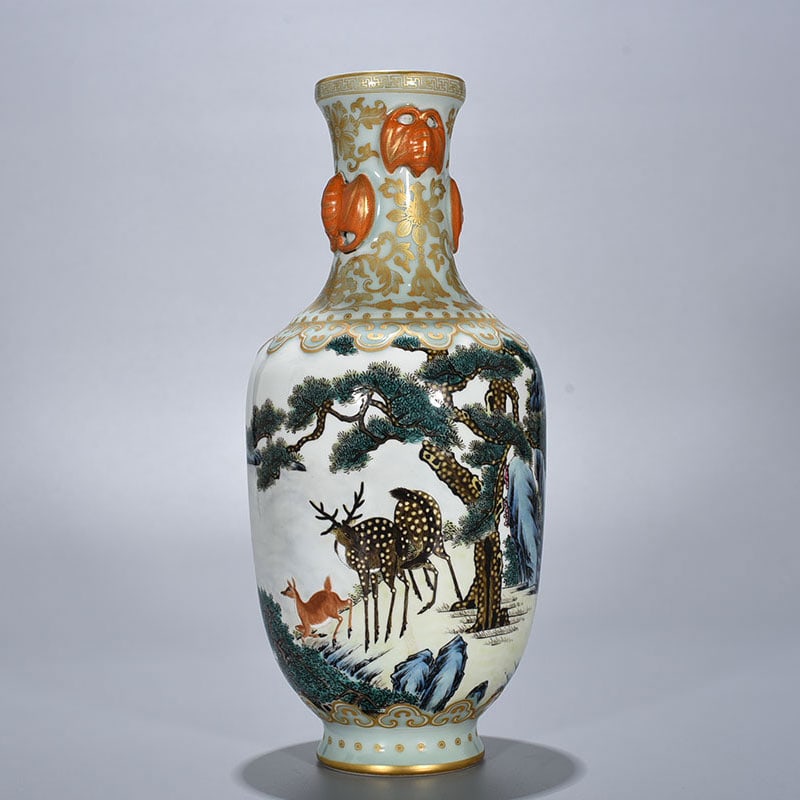 An Exquisite Chinese bean green glaze and gold-painted vase with pine: Size: Height 30.5 cm - Width 12 cm |Materials: Porcelain |Style Dynasty: Qing dynasty |Inscription: Qianlong Mark |Object: vase