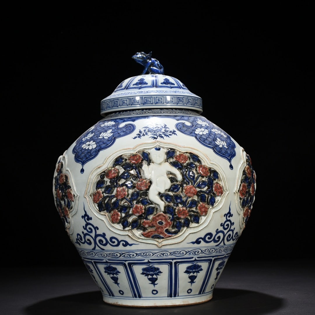 An Exquisite Chinese blue and white underglaze red plastic covered jar with four seasons flowers and: Size: Height 44 cm - Width 33 cm |Materials: Porcelain |Style Dynasty: Yuan dynasty |Attributed: 13th-c |Object: jar