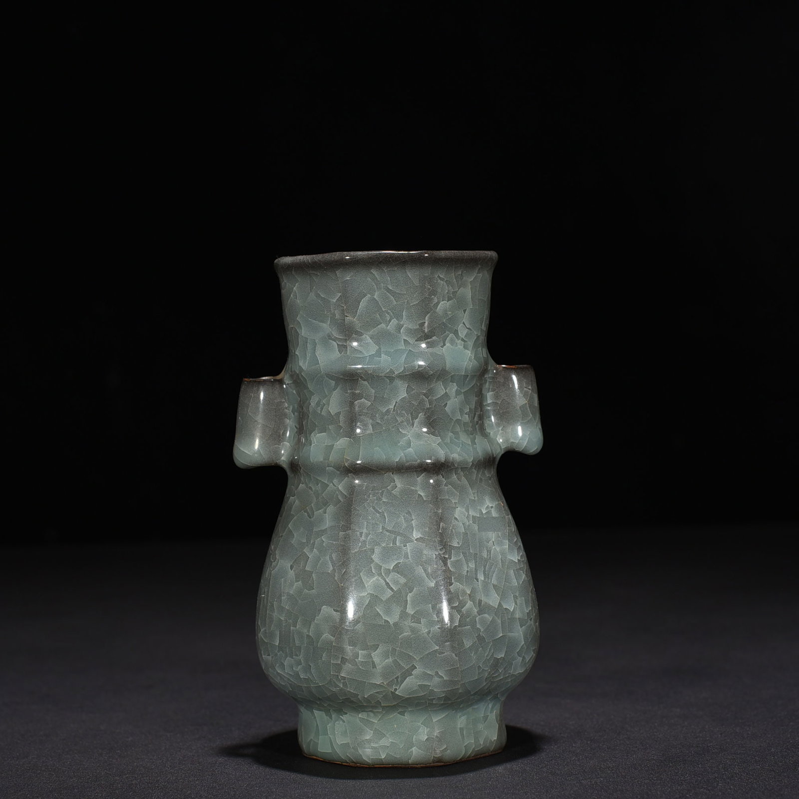 An Exquisite Chinese kiln ice cracked eight-way ear-shaped bottle: Size: Height 14 cm - Width 8 cm |Materials: Porcelain |Style Dynasty: Song dynasty |Attributed: 10th-c |Object: bottle