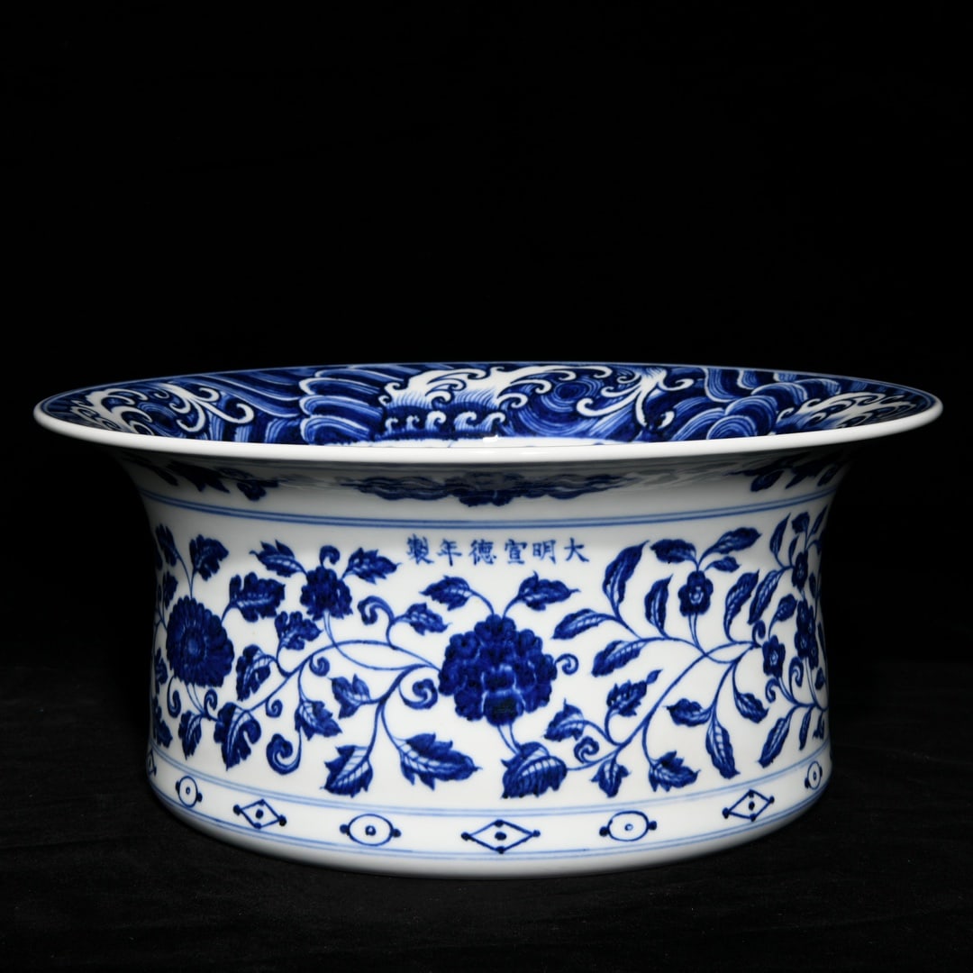 An Exquisite Chinese blue and white flower basin with dragon and phoenix patterns: Size: Width 32.3 cm - Height 14.3 cm |Materials: Porcelain |Style Dynasty: Ming dynasty |Inscription: Xuande Mark |Object: Chinese Antique