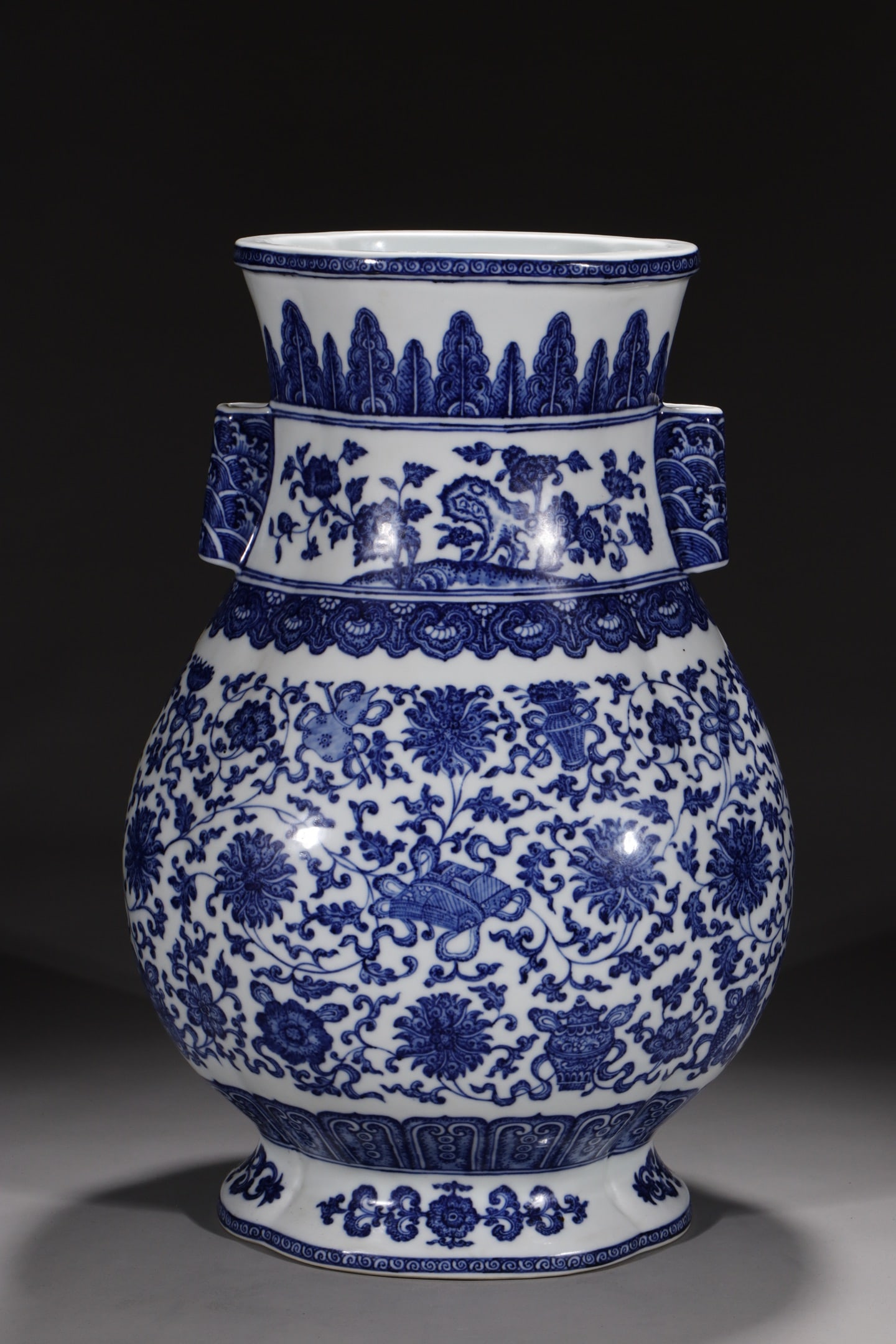 An Exquisite Chinese blue and white eight treasures twin eared statue with entwined branches and: Size: Height 44.2 cm - Width 14.2 cm |Materials: Porcelain |Style Dynasty: Qing dynasty |Inscription: Qianlong Mark |Object: Chinese Antique