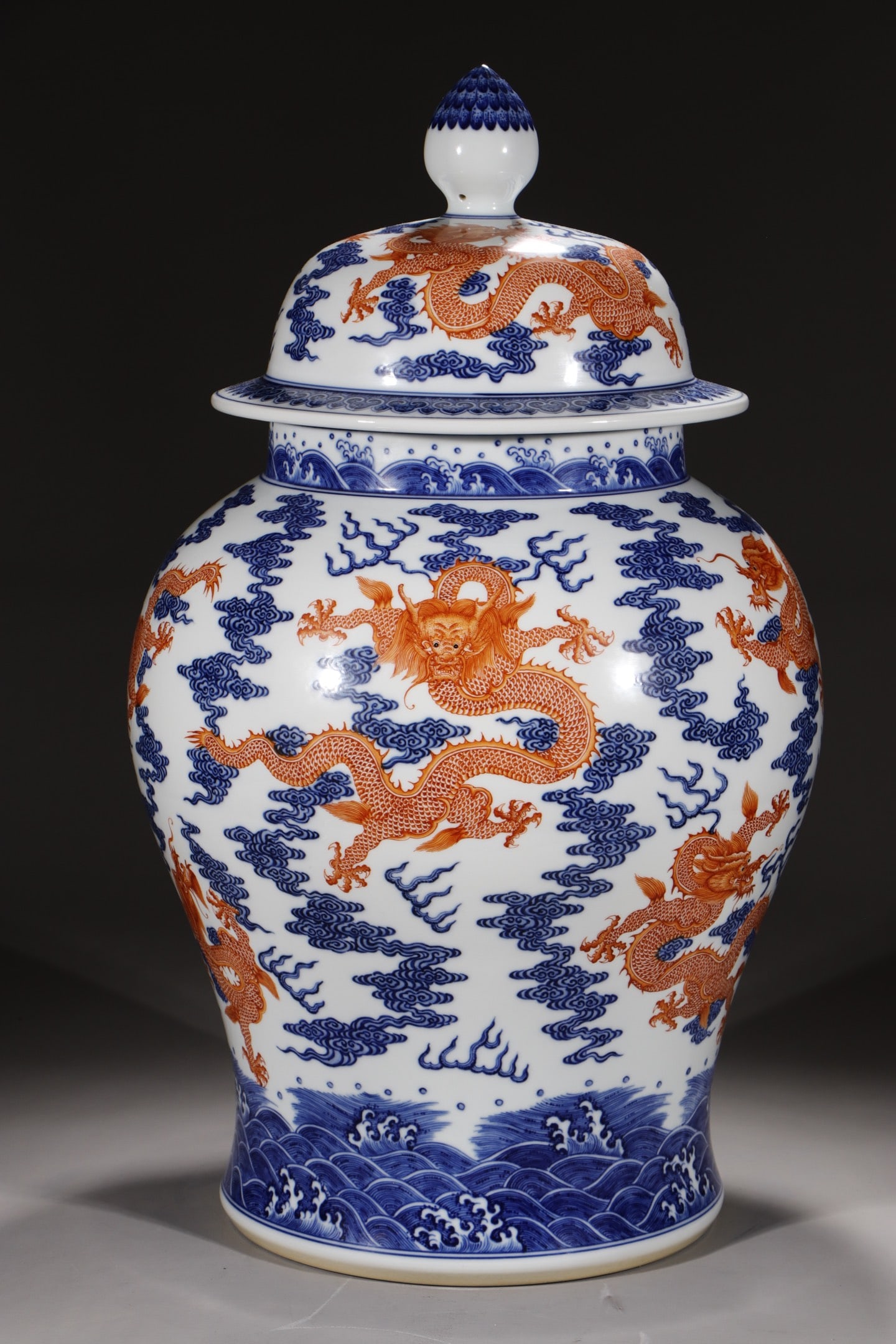 An Exquisite Chinese Blue and White Flying Clouds and Red Kowloon General Jar: Size: Height 67 cm - Width 14.2 cm |Materials: Porcelain |Style Dynasty: Qing dynasty |Inscription: Qianlong Mark |Object: Chinese Antique