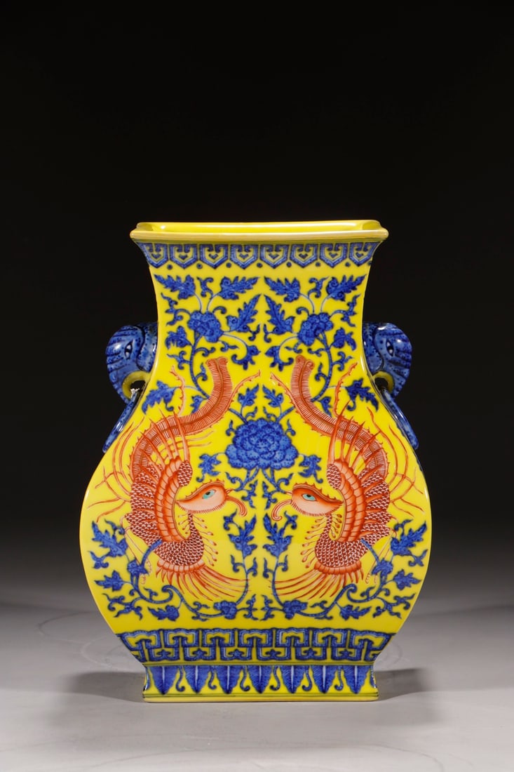 An Exquisite Chinese yellow ground blue and white sail red entwined branches flowers and phoenix: Size: Height 27 cm - Width 14.2 cm |Materials: Porcelain |Style Dynasty: Qing dynasty |Inscription: Qianlong Mark |Object: Chinese Antique