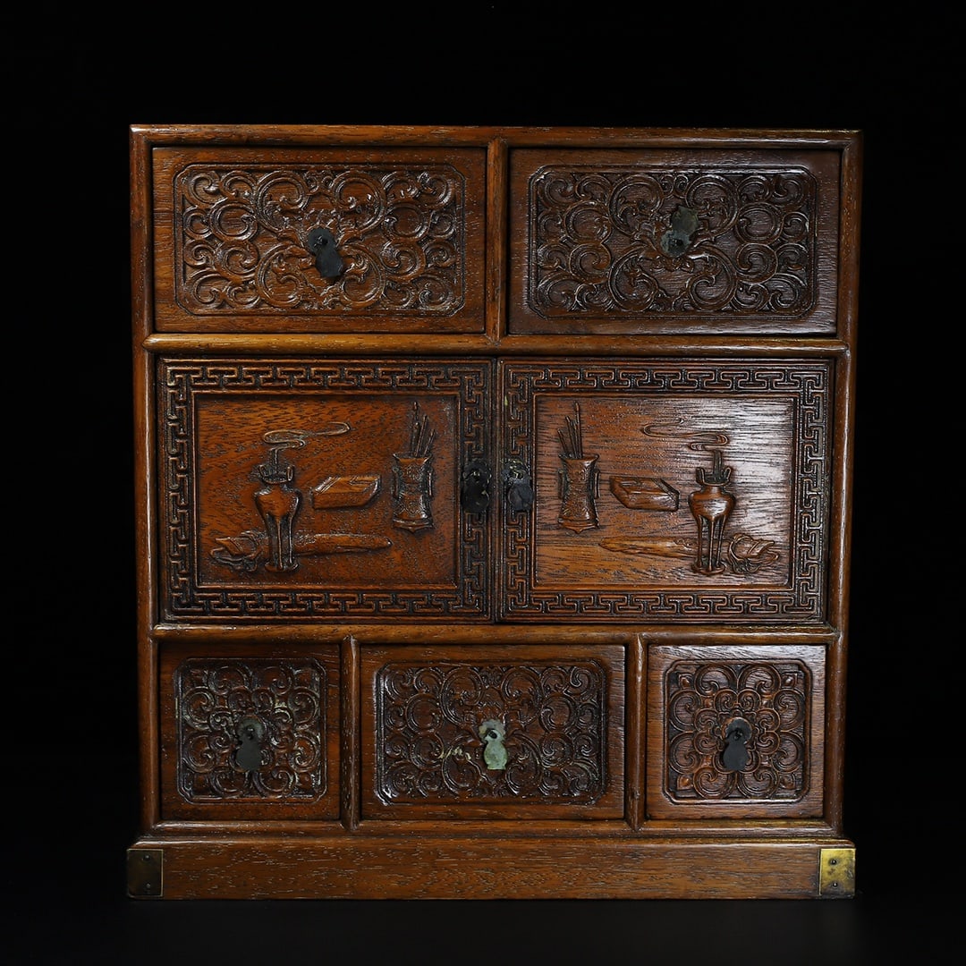 An Exquisite Chinese rosewood five section double door multi treasure cabinets: Size: Width 41.5 cm - Height 43.5 cm Materials: Rosewood Style Dynasty: Qing Dynasty Attributed: Qinalong Period Object: Chinese Antique