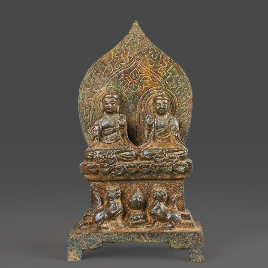 An Exquisite Chinese Bronze Buddha statue (1 of 9)