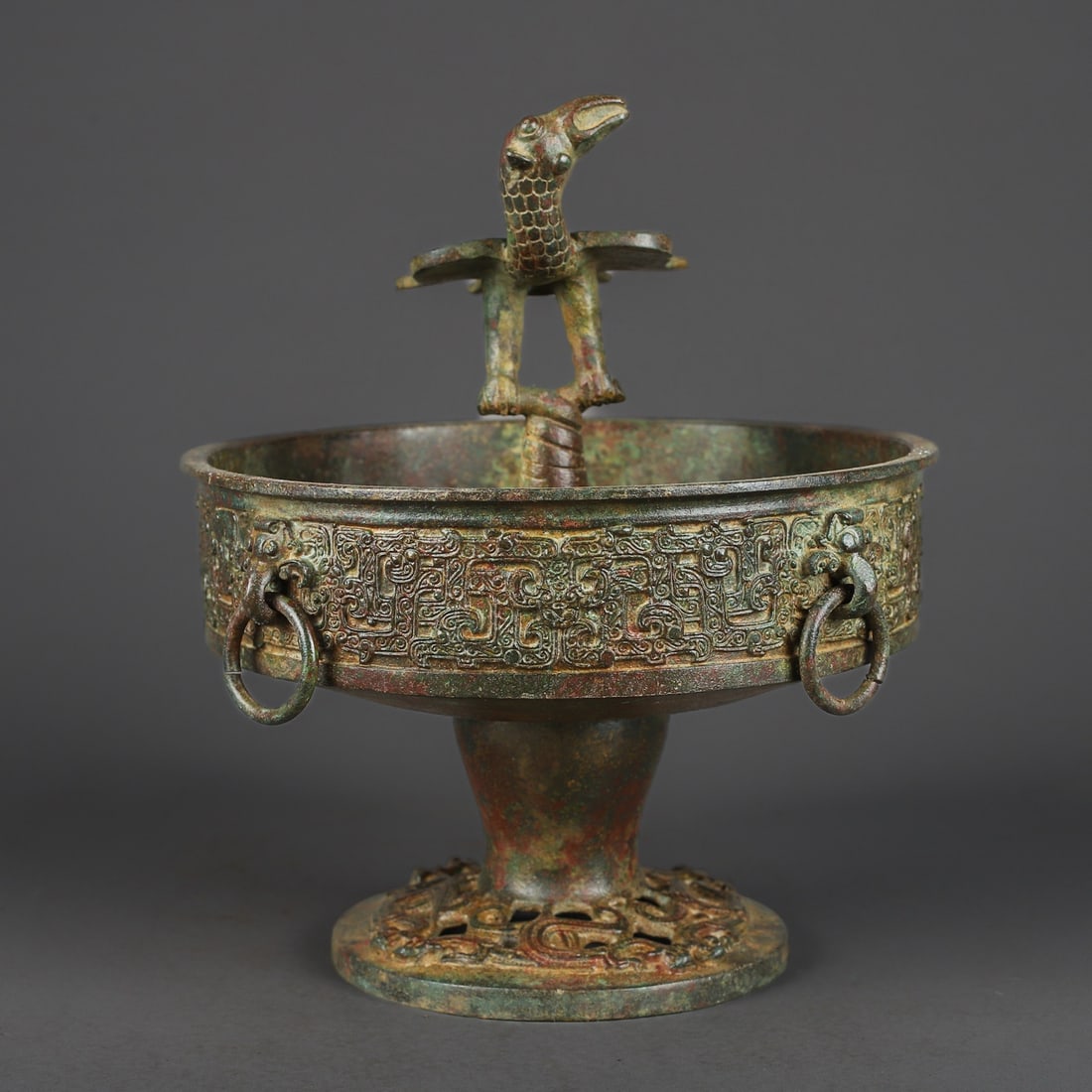 An Exquisite Chinese Bronze standing bird lamp plate: Size: Height 24 cm - Width 21 cm |Materials: Bronze |Style Dynasty: han dynasty |Attributed: 1st to3rd-c |Object: Chinese Antique