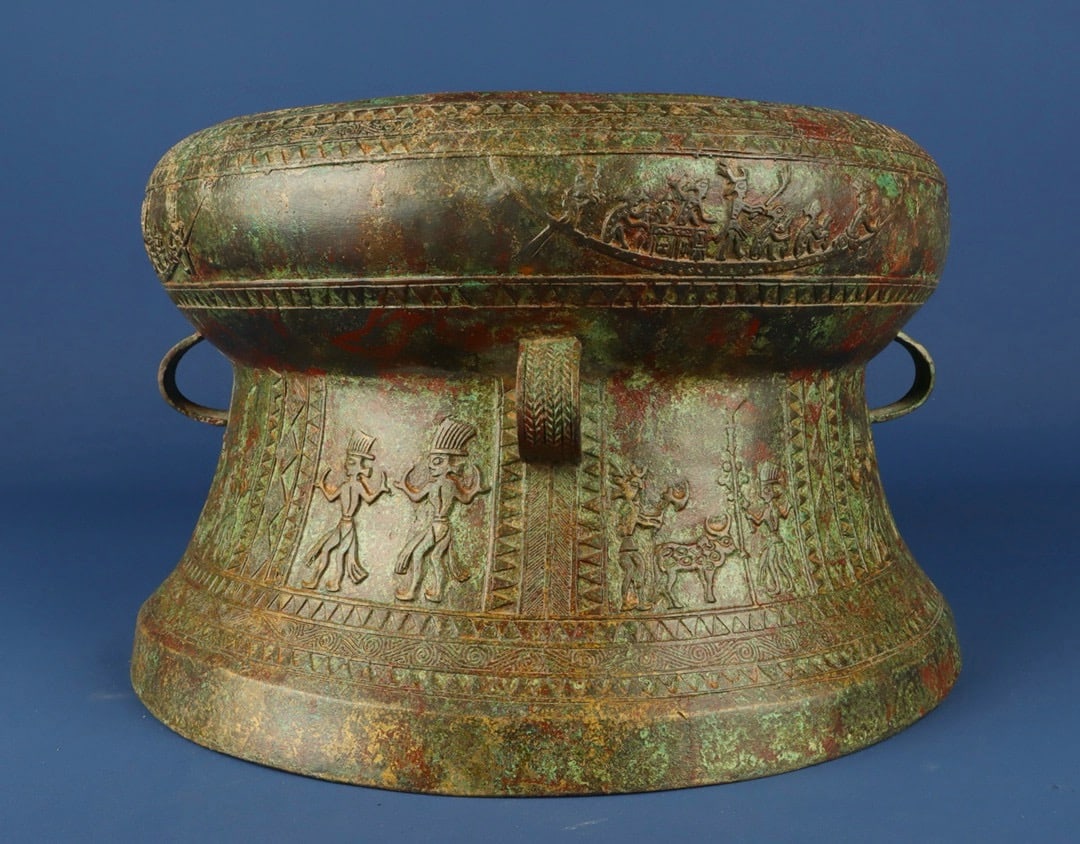 An Exquisite Chinese Bronze Man Gong Drum