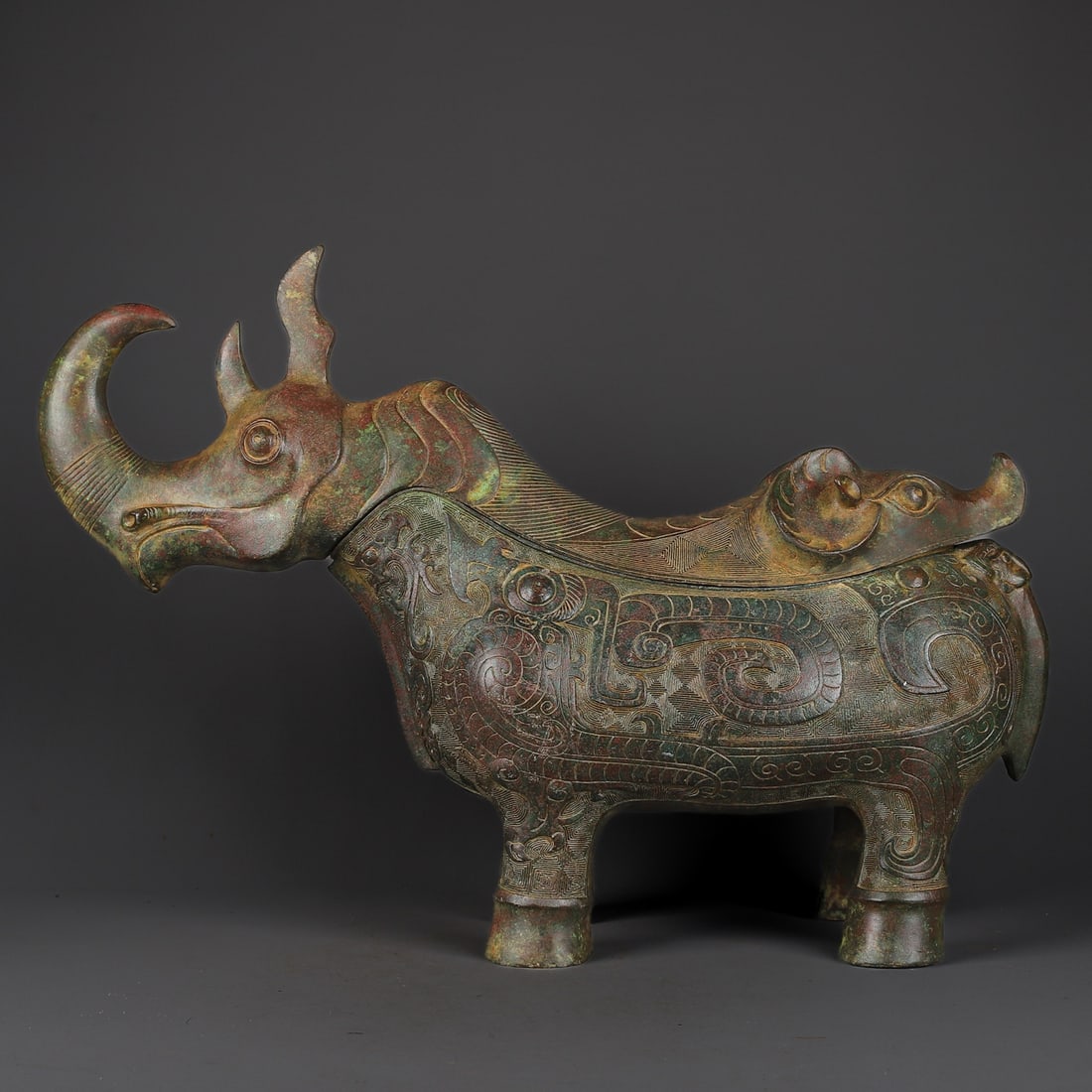 An Exquisite Chinese Bronze rhinoceros gong: Size: Height 41 cm - Width 58 cm |Materials: Bronze |Style Dynasty: zhou dynasty |Attributed: 700-bc |Object: Chinese Antique