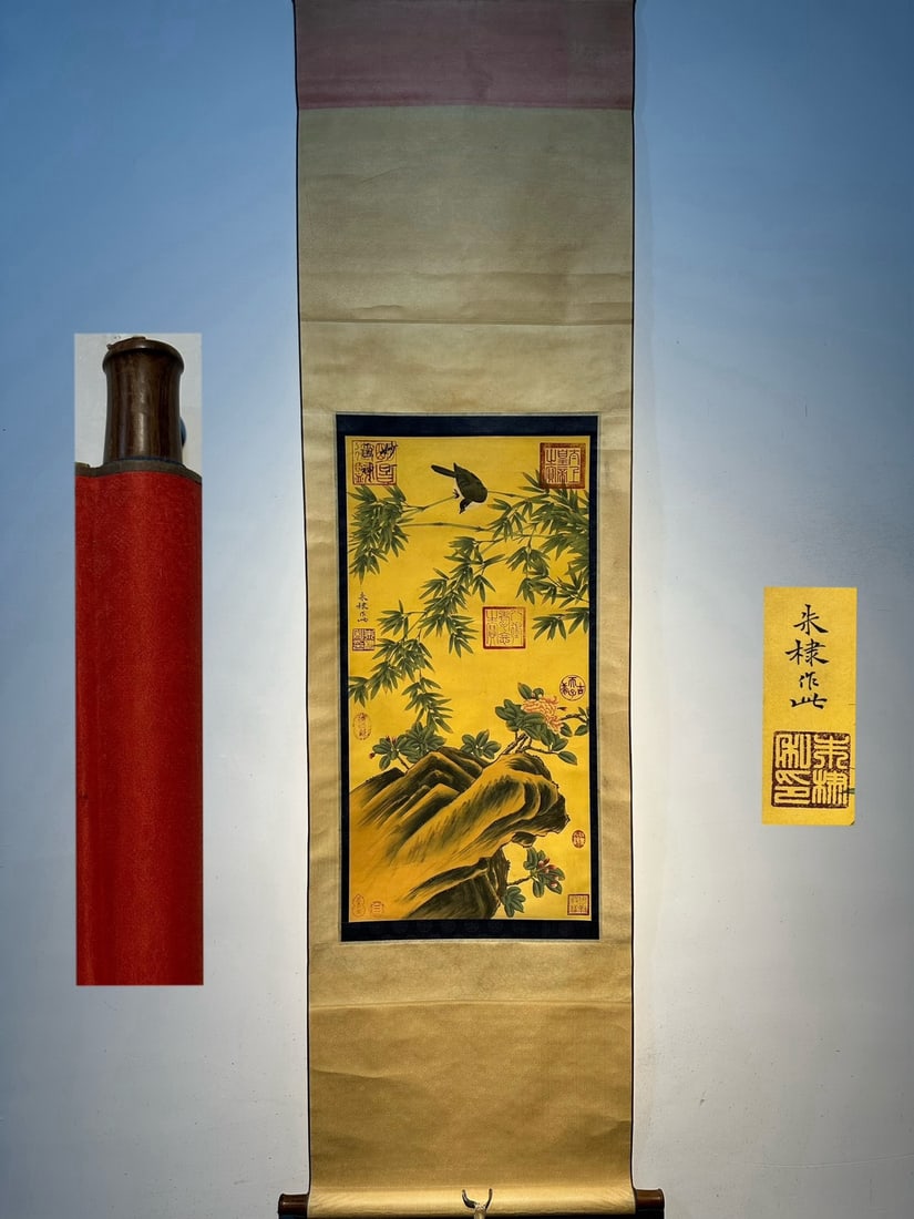 An Exquisite Chinese Scroll Hand Painting: Size: Height 85 cm - Width 43 cm |Materials: Silk and Paper |Style Dynasty: Ming Dynasty |Inscription: Zhu Di |Object: Chinese Antique |A fine hand-painted flower-and-bird painting on paper by Zhu Di 