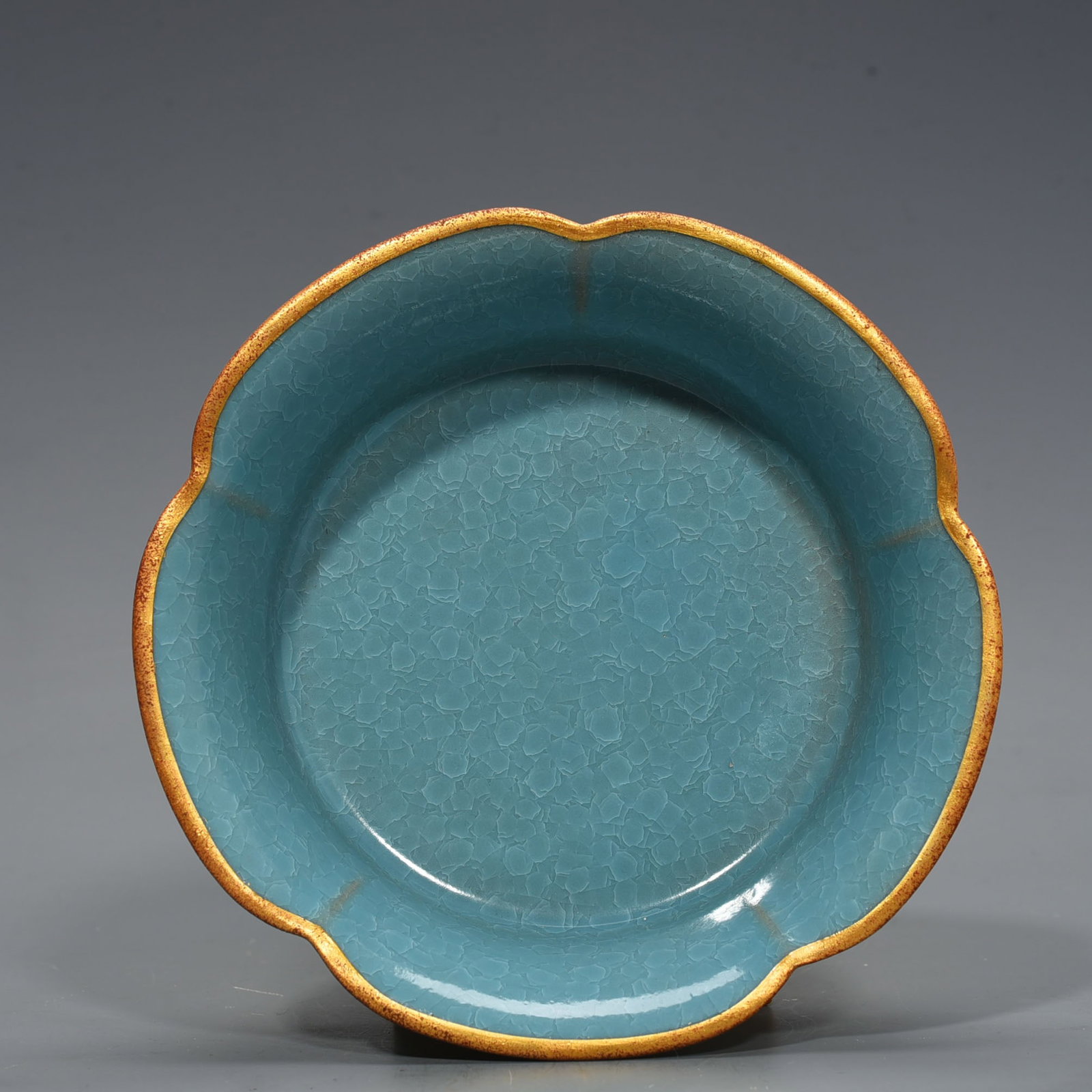 An Exquisite Chinese Ru kiln azure glaze ice crackled sunflower mouth wash: Size: Width 18 cm - Height 5.5 cm |Materials: Porcelain |Style Dynasty: Song Dynasty |Attribution: 10th-c |Object: sunflower wash