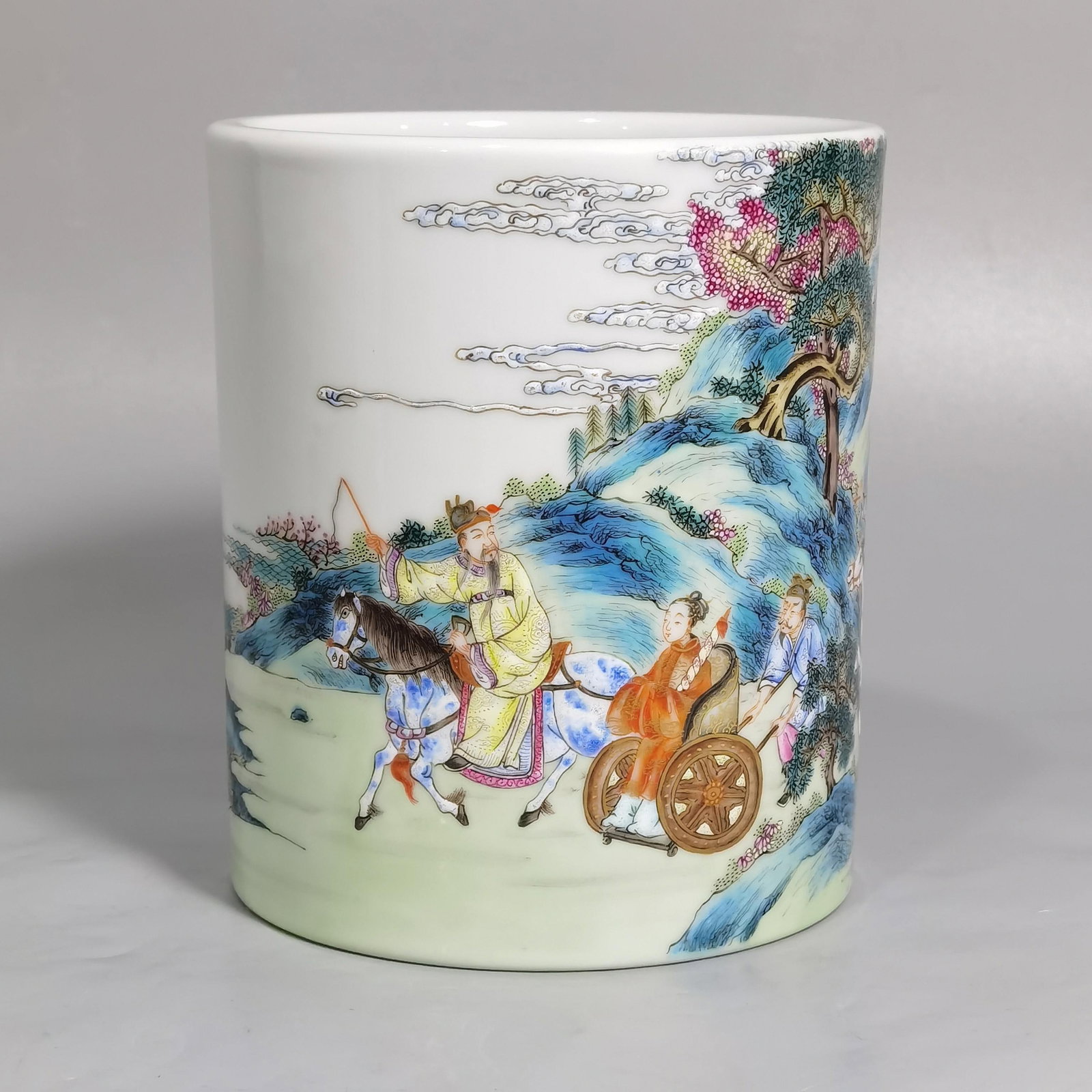 An Exquisite Chinese Pastel Three Kingdoms Zhao Zilong Riding the Savior Painting Pen Holder (1 of 9)