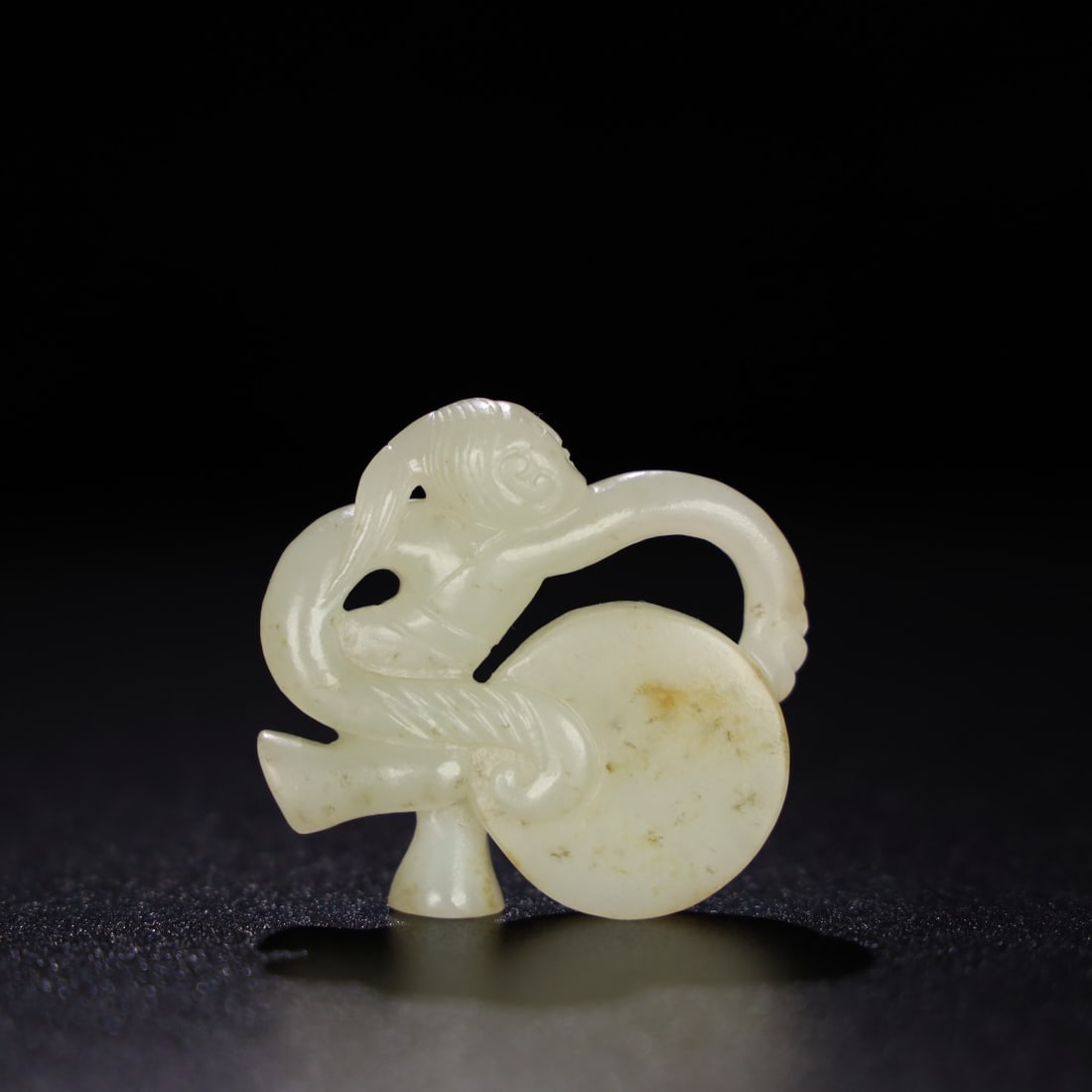 Chinese Natural Jade Carved dancer's hand piece: Size: Height 4.8 cm - Width 1.4 cm |Materials: Jade |Time Period: Qing dynasty |Manufactured Date: Qianlong Period |Object: dancer's hand piece