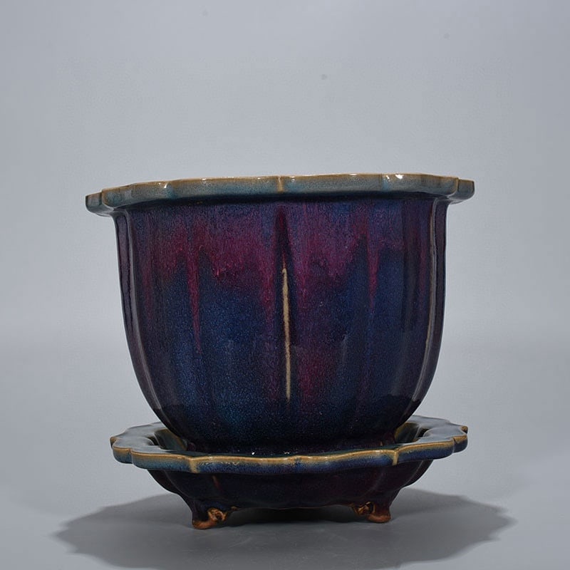 An Exquisite Chinese Jun kiln Fenghua model rose purple glaze sunflower mouth flowerpot (1 of 9)