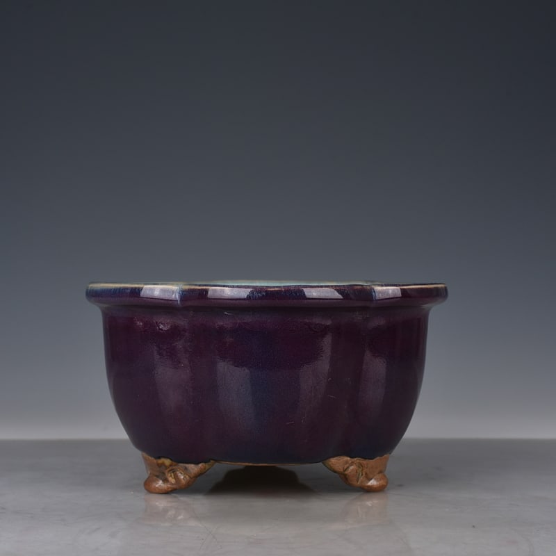 An Exquisite Chinese Jun kiln obsidian purple glazed flowerpot Jianfu Palace vase: Size: Width 21 cm - Height 11 cm |Materials: Porcelain |Style Dynasty: Song Dynasty |Attribution: 10th-c |Object: flowerpot