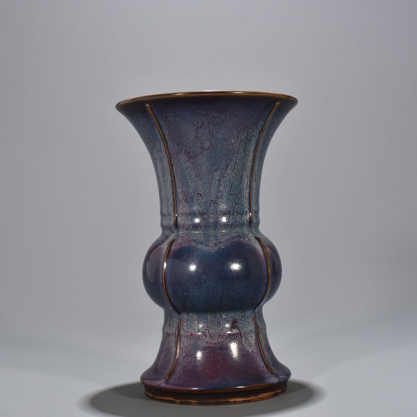 An Exquisite Chinese Jun kiln rose purple glaze Zhenghe style halberd vase: Size: Height 26 cm - Width 16 cm |Materials: Porcelain |Style Dynasty: Song Dynasty |Attribution: 10th-c |Object: vase