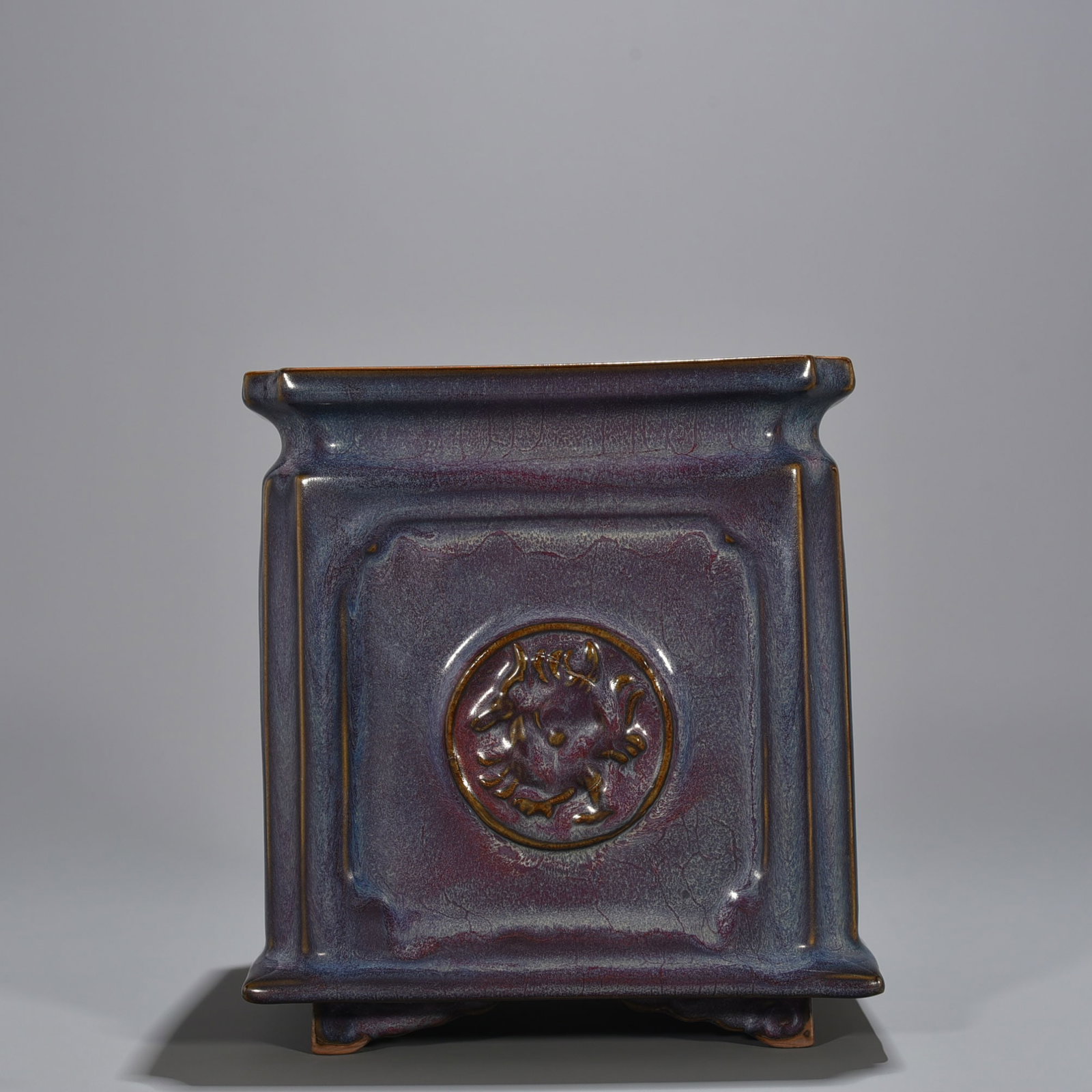 An Exquisite Chinese Jun kiln rose purple glaze heavy and square mythical beast pen holder: Size: Width 20 cm - Height 19 cm |Materials: Porcelain |Style Dynasty: Song Dynasty |Attribution: 10th-c |Object: penholder