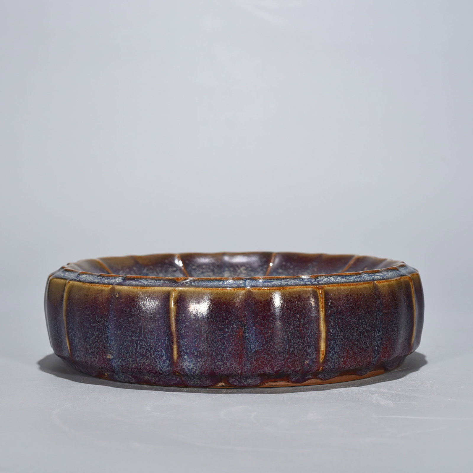 An Exquisite Chinese Jun kiln kiln rose purple glaze sunflower wash: Size: Width 23 cm - Height 5.5 cm |Materials: Porcelain |Style Dynasty: Song Dynasty |Attribution: 10th-c |Object: wash