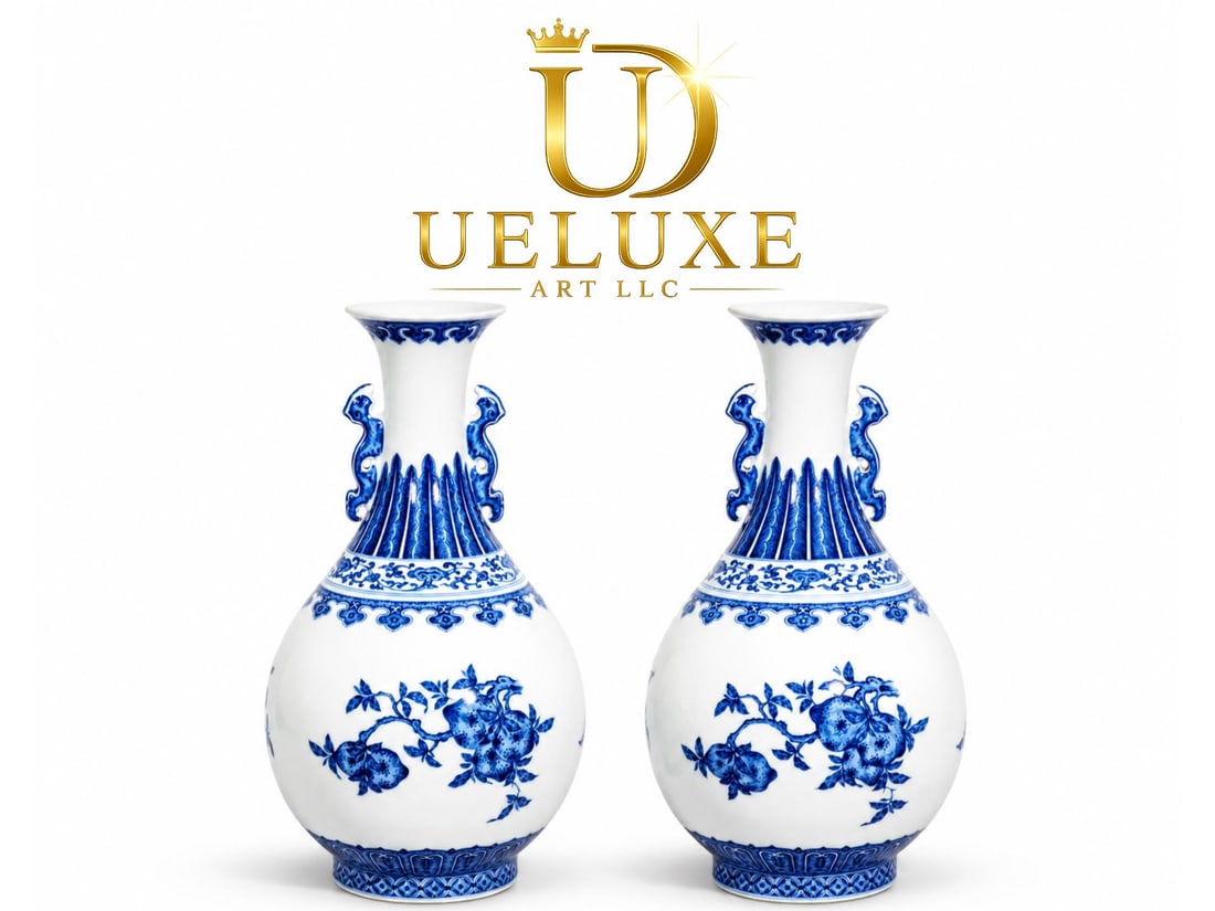 An Exquisite Chinese blue and white amphora with folded branches: Size: Height 31.6 cm - Width 18.5 cm |Materials: Porcelain |Style Dynasty: Qing dynasty |Inscription: Qianlong Mark |Object: amphora
