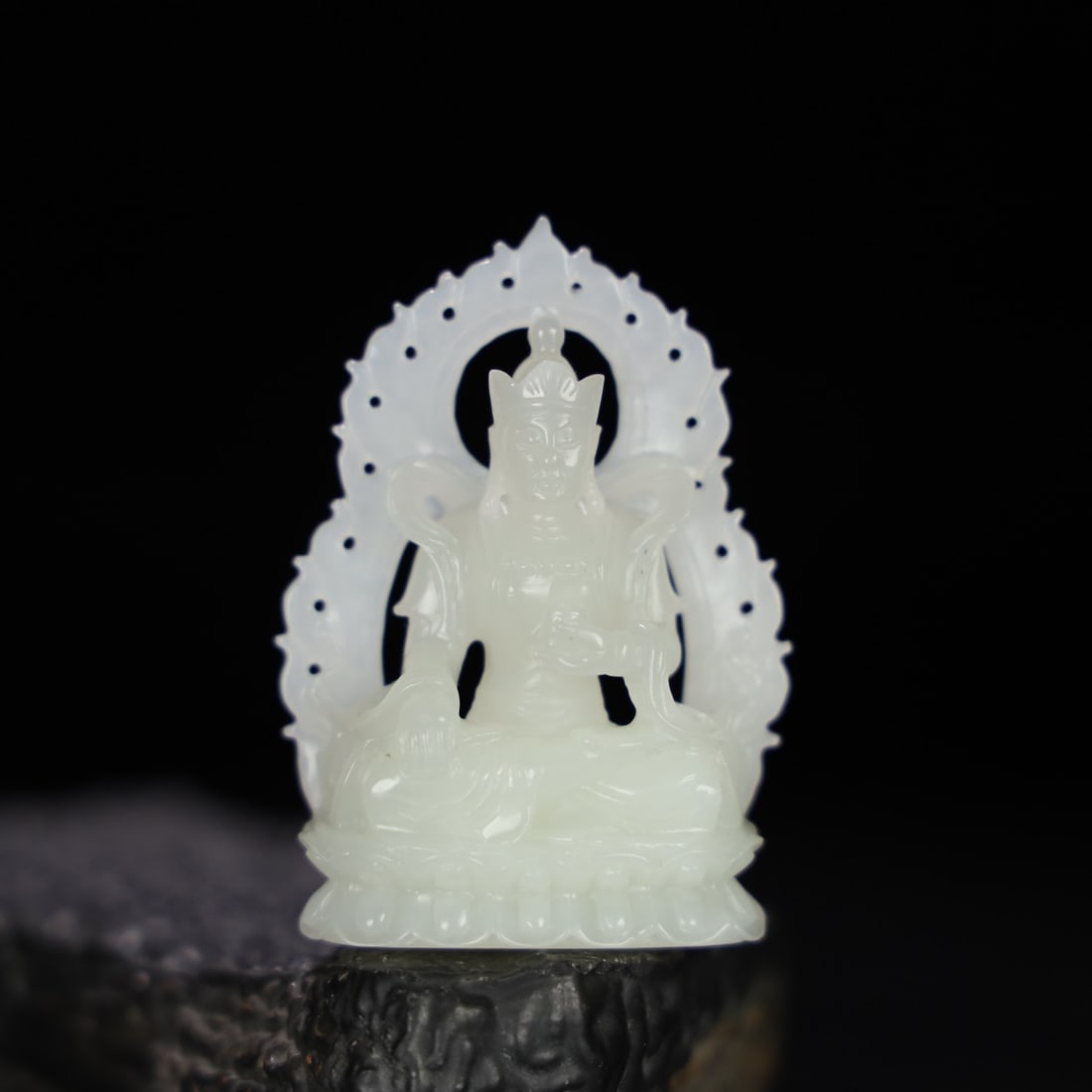 Chinese Natural Jade Carved Pendant: Size: Height 6.3 cm - Width 1.8 cm |Materials: Jade |Time Period: Qing dynasty |Manufactured Date: Qianlong Period |Object: pendant