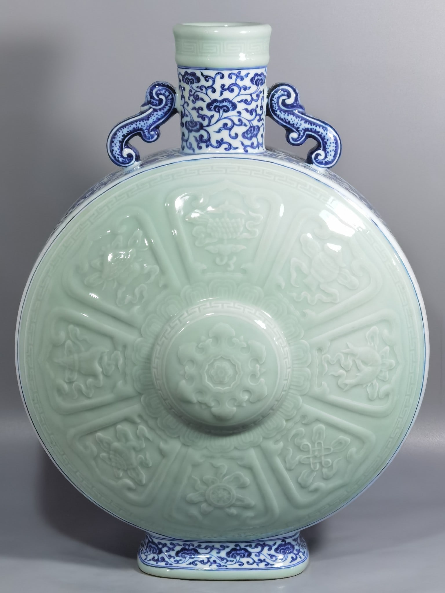 An Exquisite Chinese blue and white lotus bean green glaze double ears and moon holding flat vase: Size: Height 49 cm - Width 37 cm |Materials: Porcelain |Style Dynasty: Qing dynasty |Inscription: Qianlong Mark |Object: vase