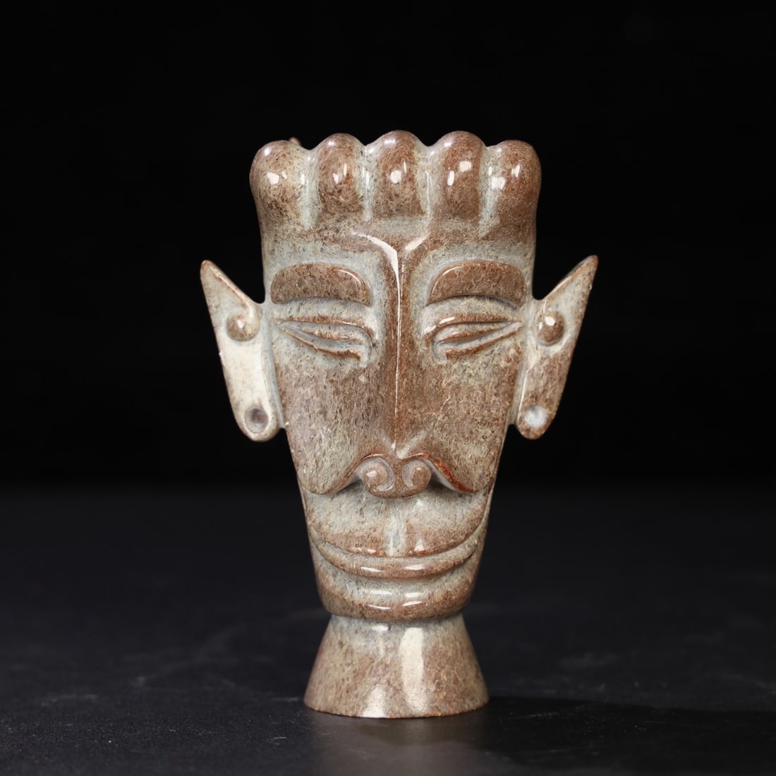 Chinese Natural Jade Carved Sanxingdui Statue: Size: Height 10 cm - Width 6.9 cm |Materials: Jade |Time Period: Qing dynasty |Manufactured Date: Qianlong Period |Object: Sanxingdui Statue