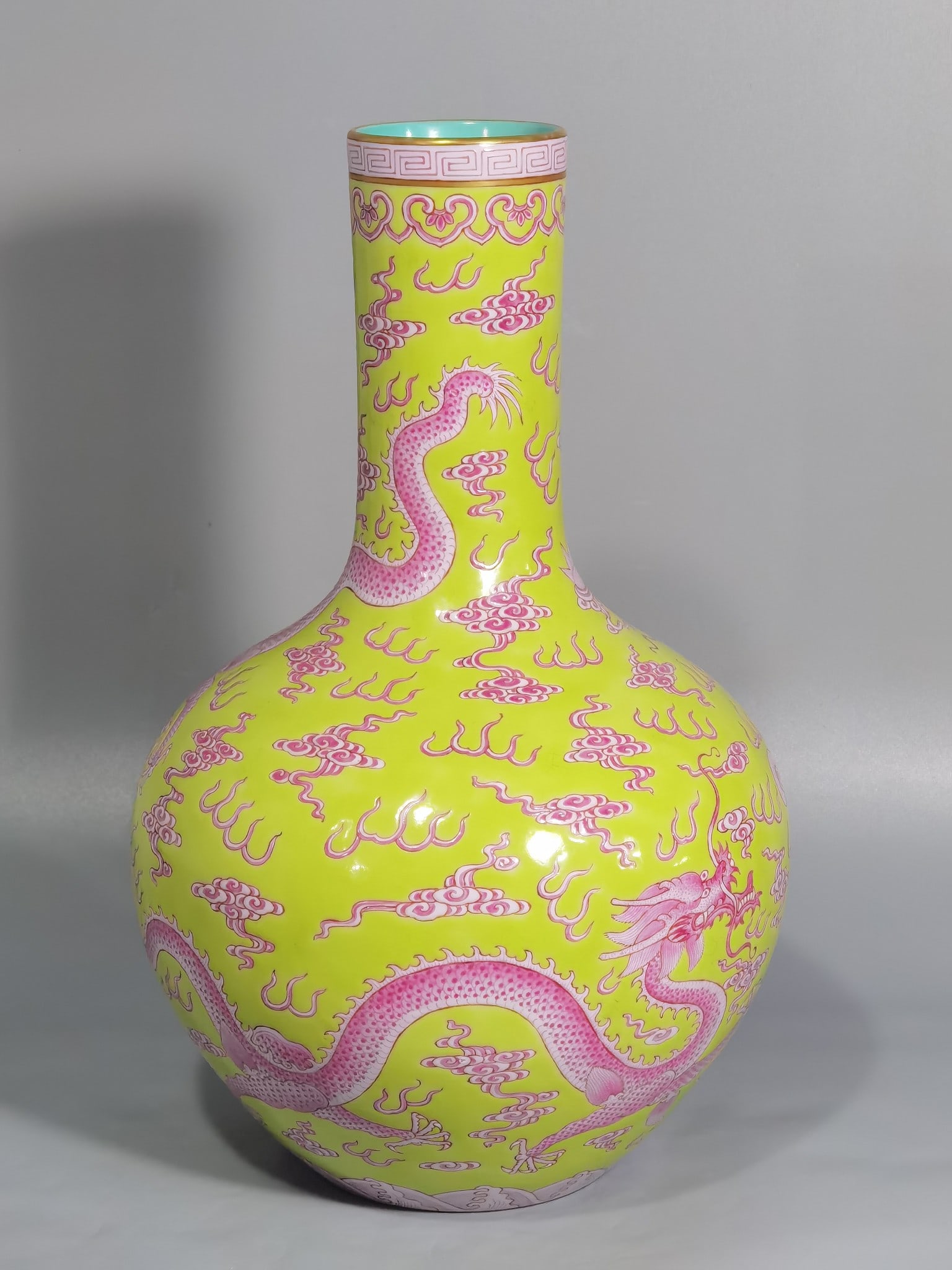 An Exquisite Chinese yellow ground pastel seawater agate red double dragon playing with beads: Size: Height 30 cm - Width 19 cm |Materials: Porcelain |Style Dynasty: Qing dynasty |Inscription: Qianlong Mark |Object: vase