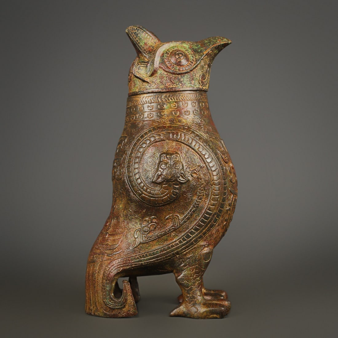 An Exquisite Chinese Bronze Bird Statue with Dragon Pattern: Size: Height 28 cm - Width 15 cm |Materials: Bronze |Dynasty: zhou dynasty |Attribution: 700-BC |Object: Bell