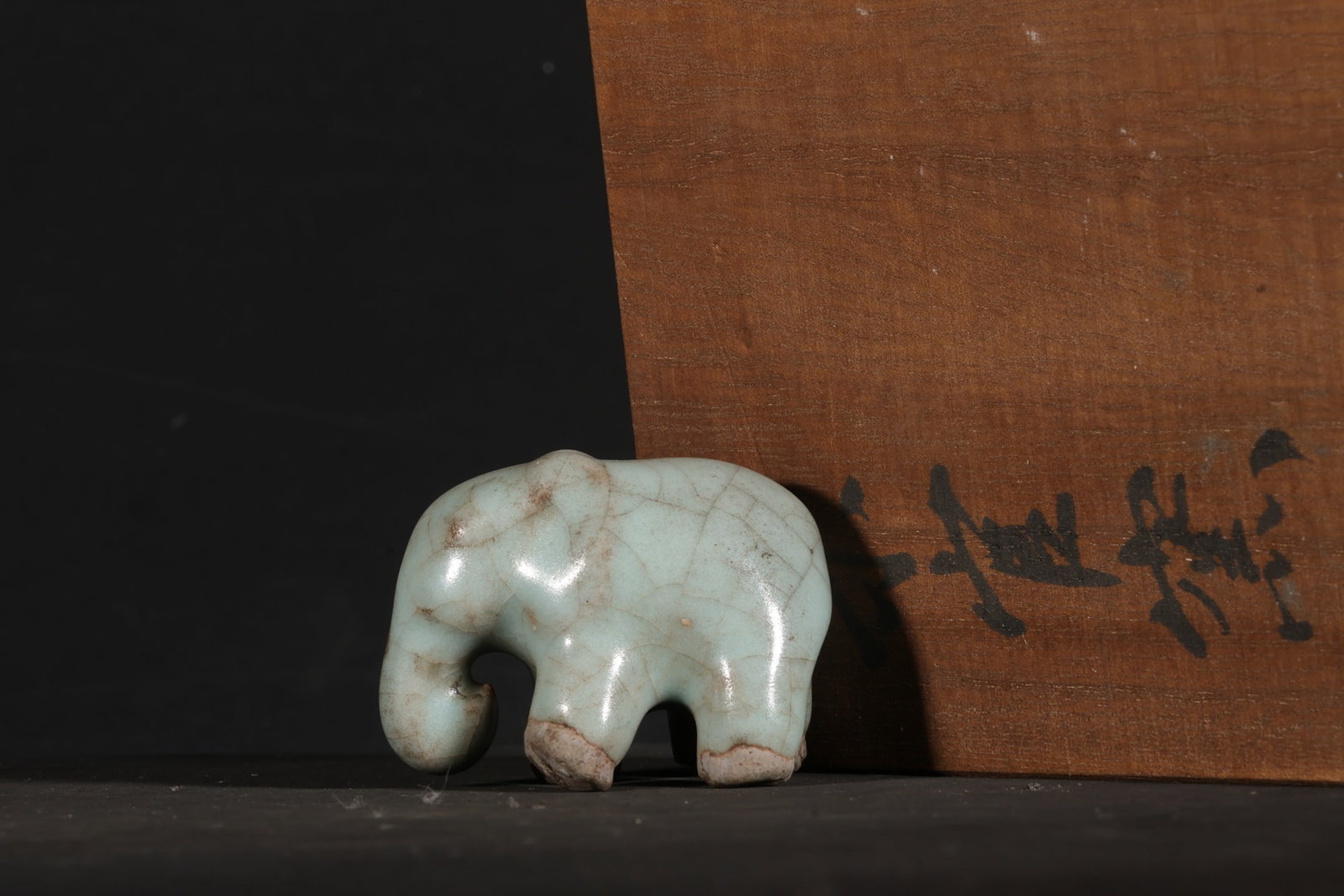 An Exquisite Chinese official kiln celadon glaze statue: Size: Height 3.5 cm - Width 3 cm |Materials: Porcelain |Dynasty: Song dynasty |Inscription: 10th-c |Object: statue