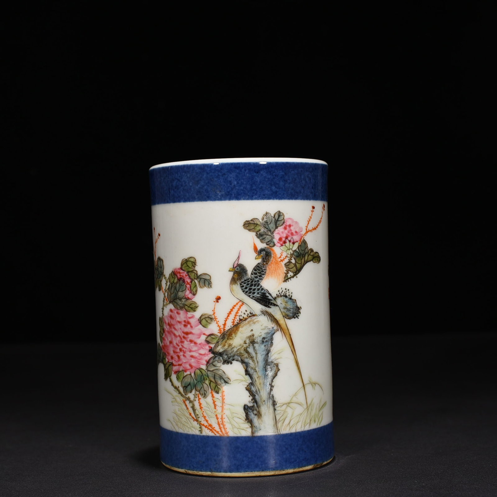 An Exquisite ChineseQianjiang Colored Flower and Bird Pen Holder: Size: Height 14.5 cm - Width 9 cm |Materials: Porcelain |Dynasty: Qing dynasty |Inscription: Republic Period |Object: pen holder