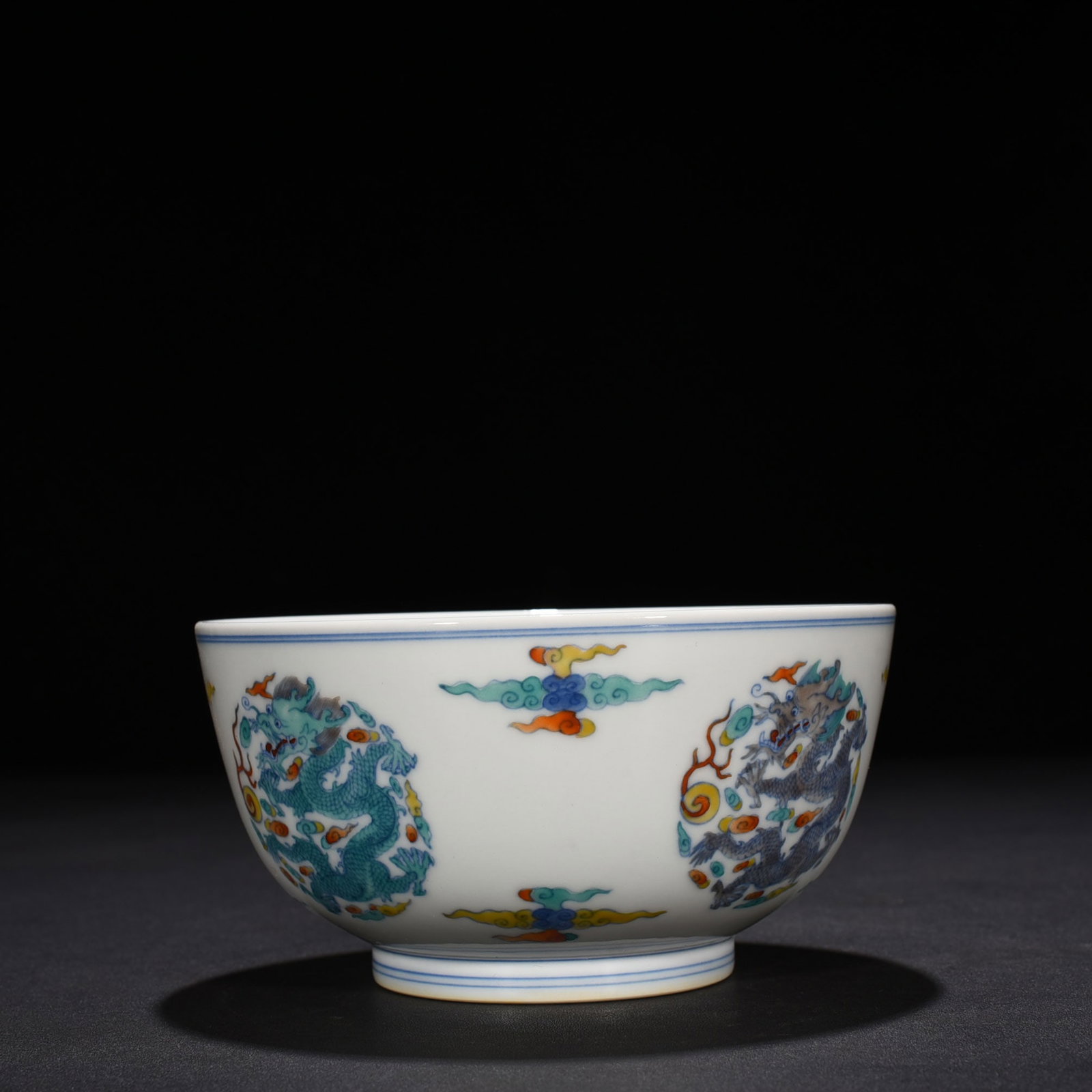 An Exquisite Chinese Doucai Tuanlong Pattern Arhat Bowl - 3