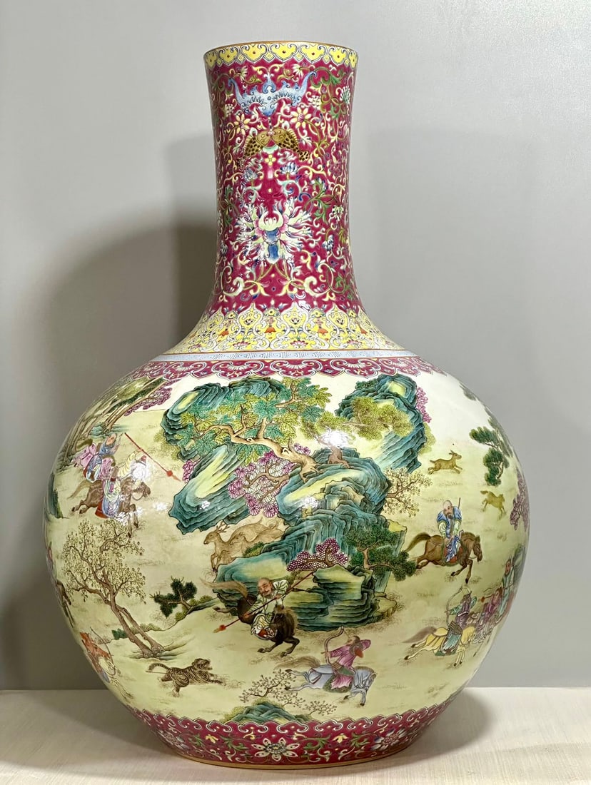 An Exquisite Chinese Yangcai celestial vase - 3