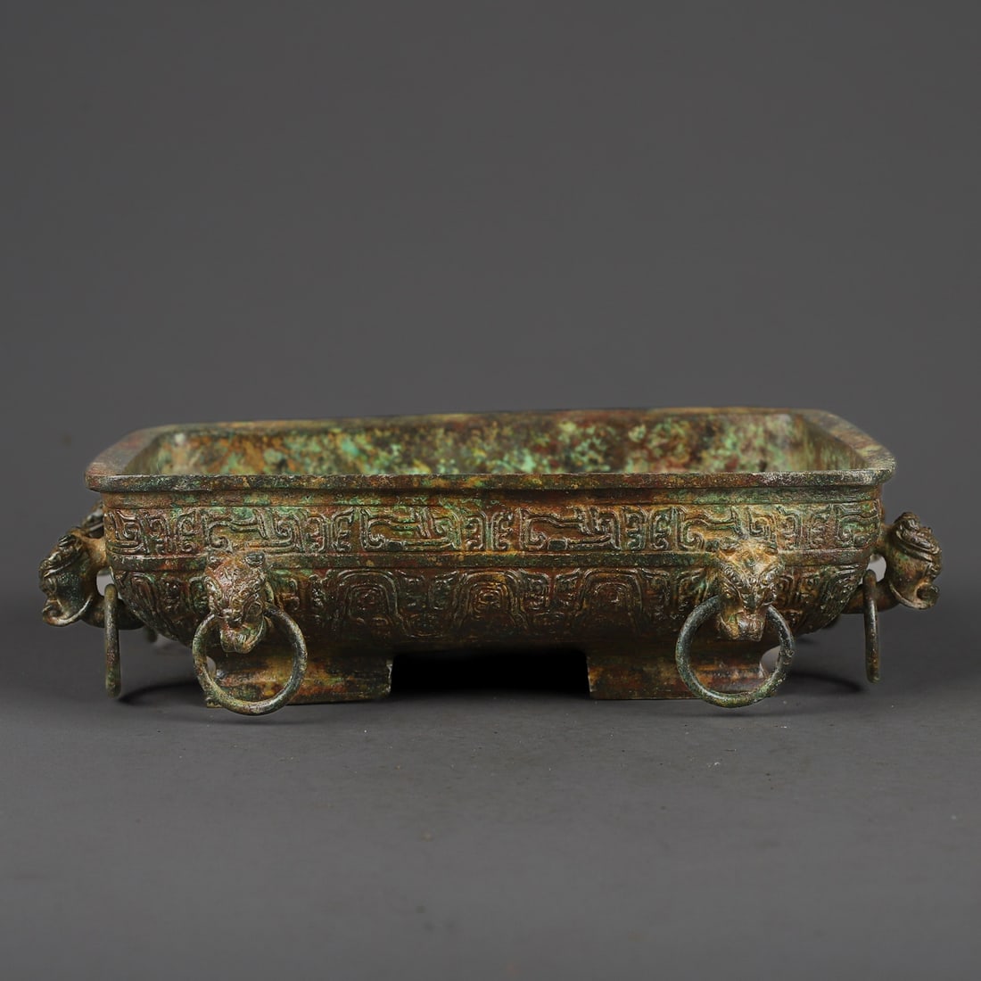 An Exquisite Chinese Bronze Inscription Square Plate: Size: Height 5.5 cm - Width 21 cm |Materials: Bronze |Dynasty: zhou dynasty |Attribution: 700-BC |Object: Bell