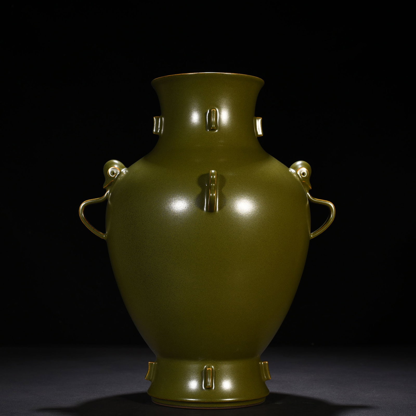 An Exquisite Chinese tea powder-glazed Ruyi Erzun: Size: Height 40 cm - Width 30 cm |Materials: Porcelain |Dynasty: Qing dynasty |Inscription: Yongzheng Mark |Object: amphora